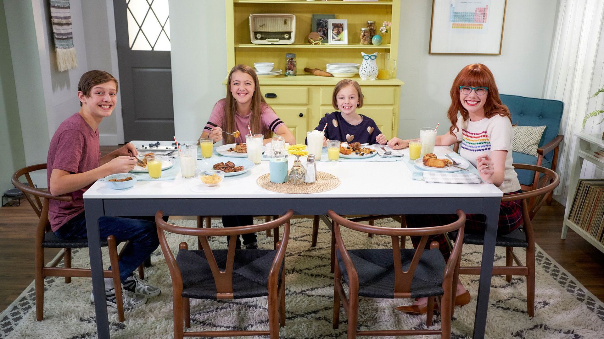 Mary's Kitchen Crush background