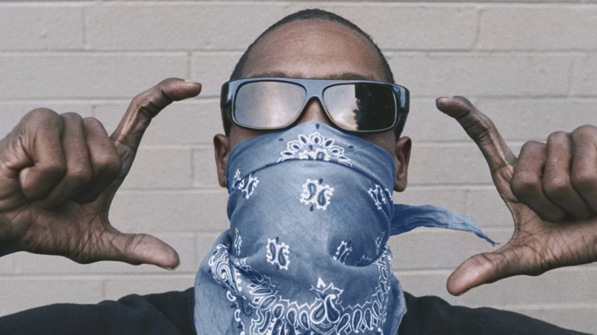 Gangland Chronicles background