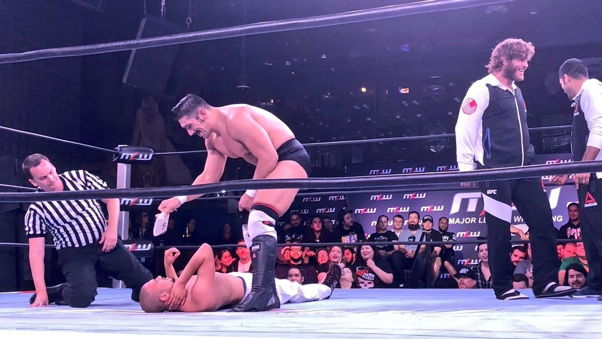 Major League Wrestling: Fusion background