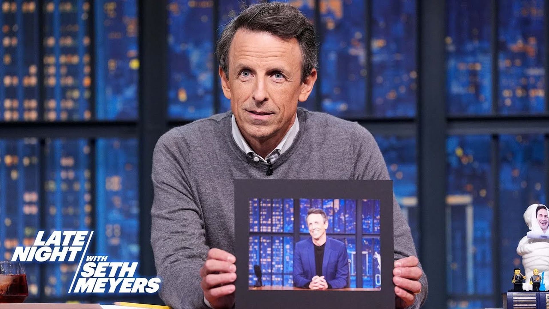 Late Night with Seth Meyers: Corrections" background