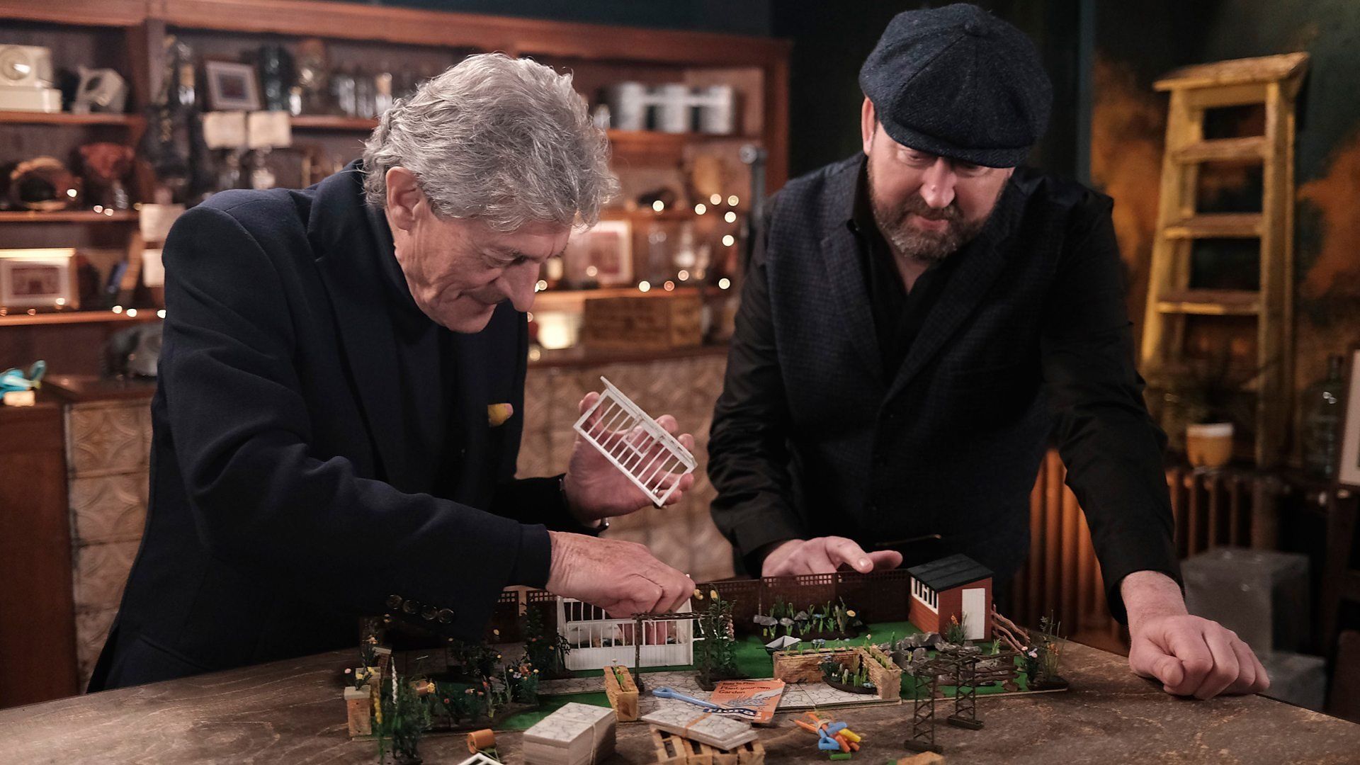 The Bidding Room background