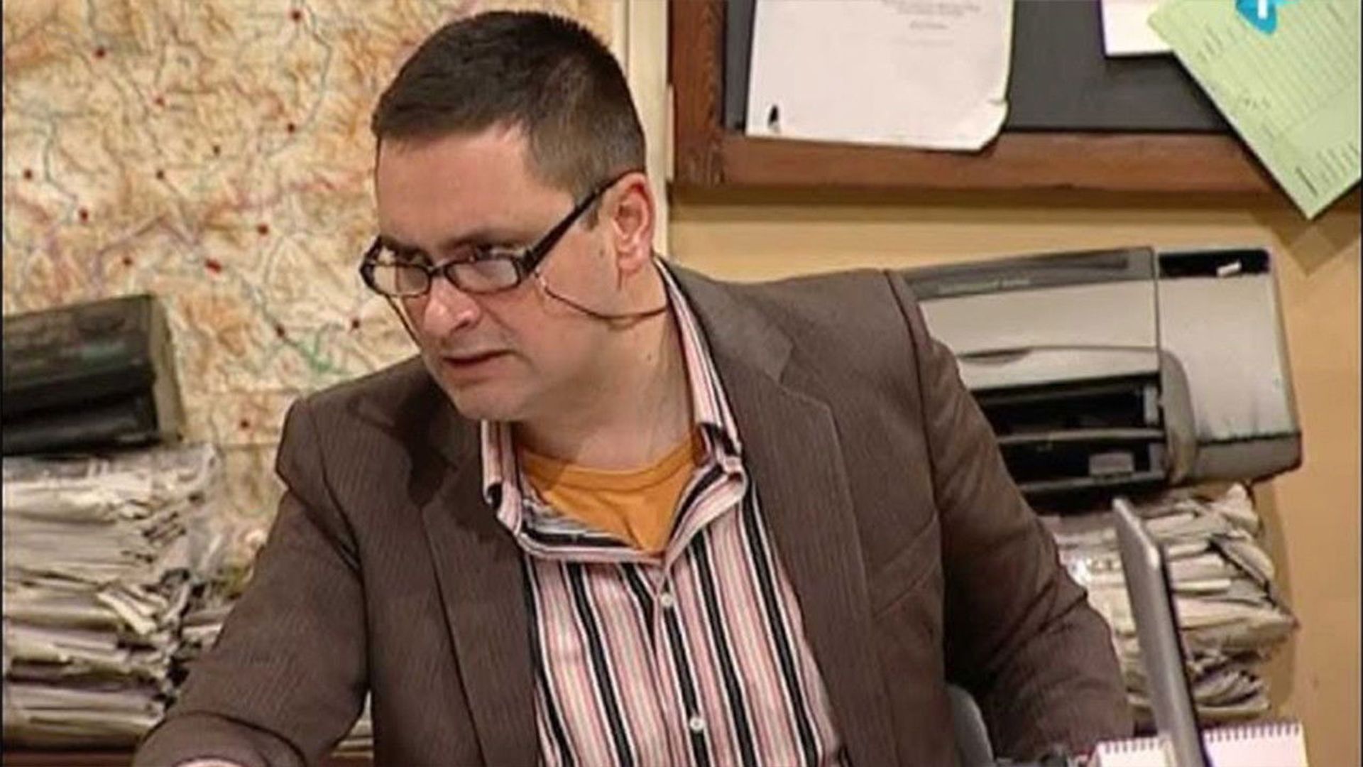 Drzavni Posao background