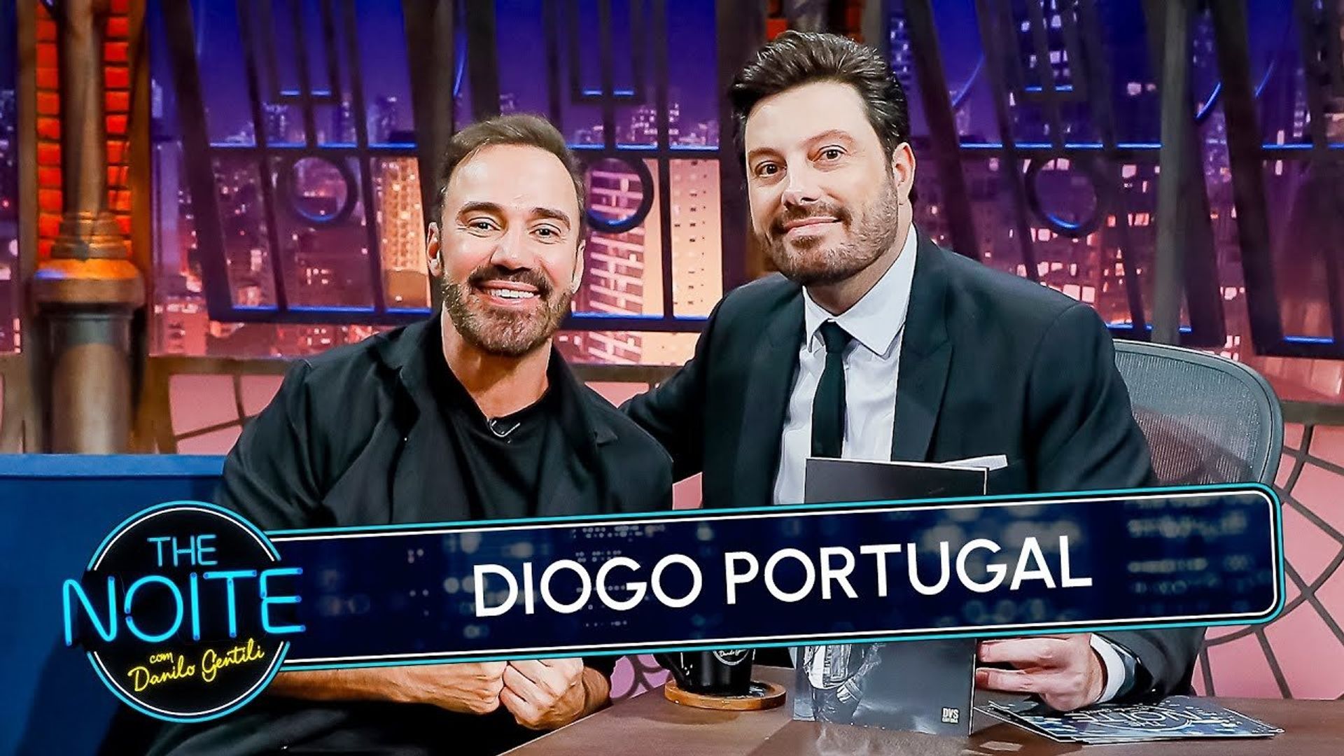 The Noite com Danilo Gentili background