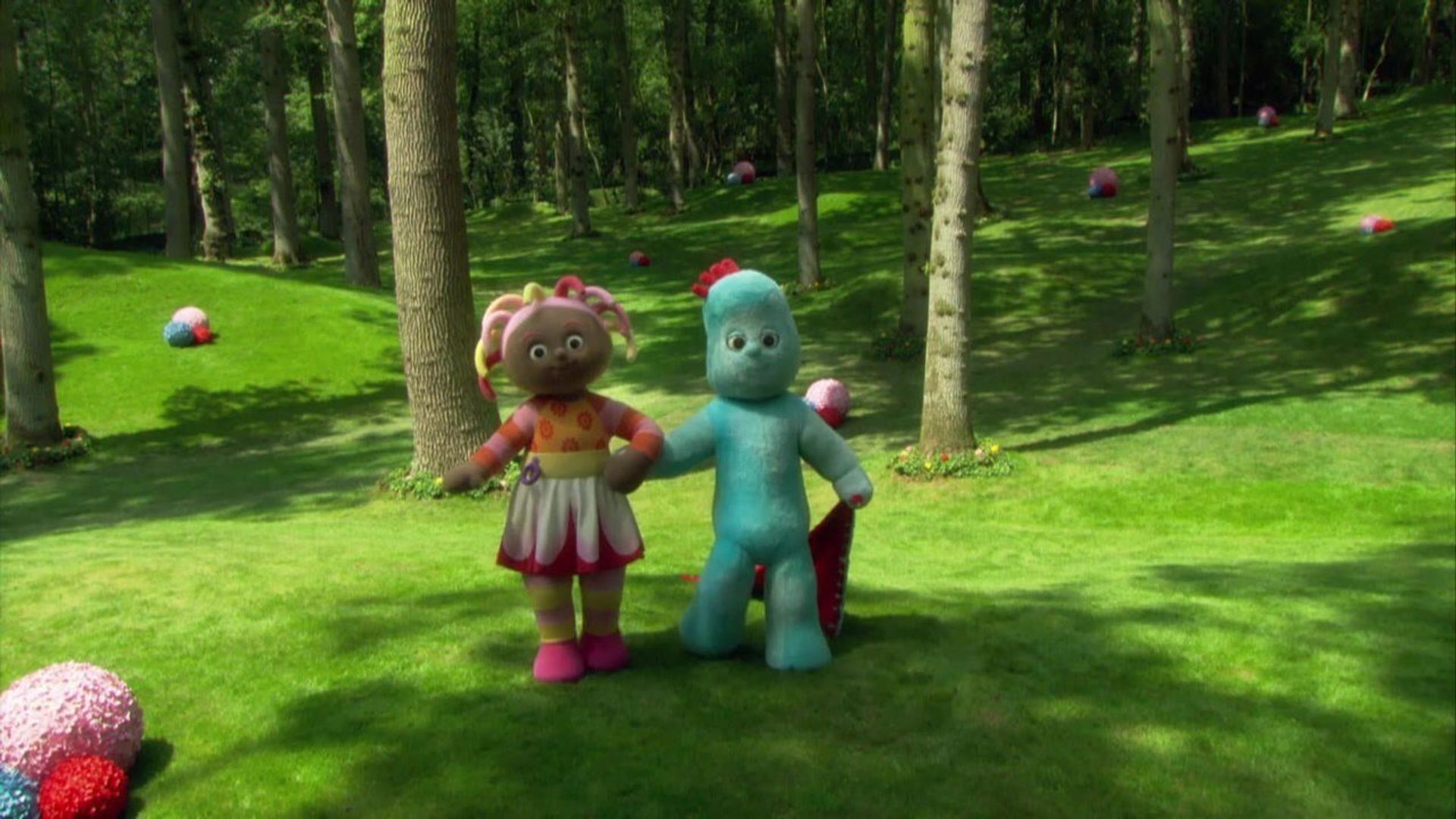 In the Night Garden... background