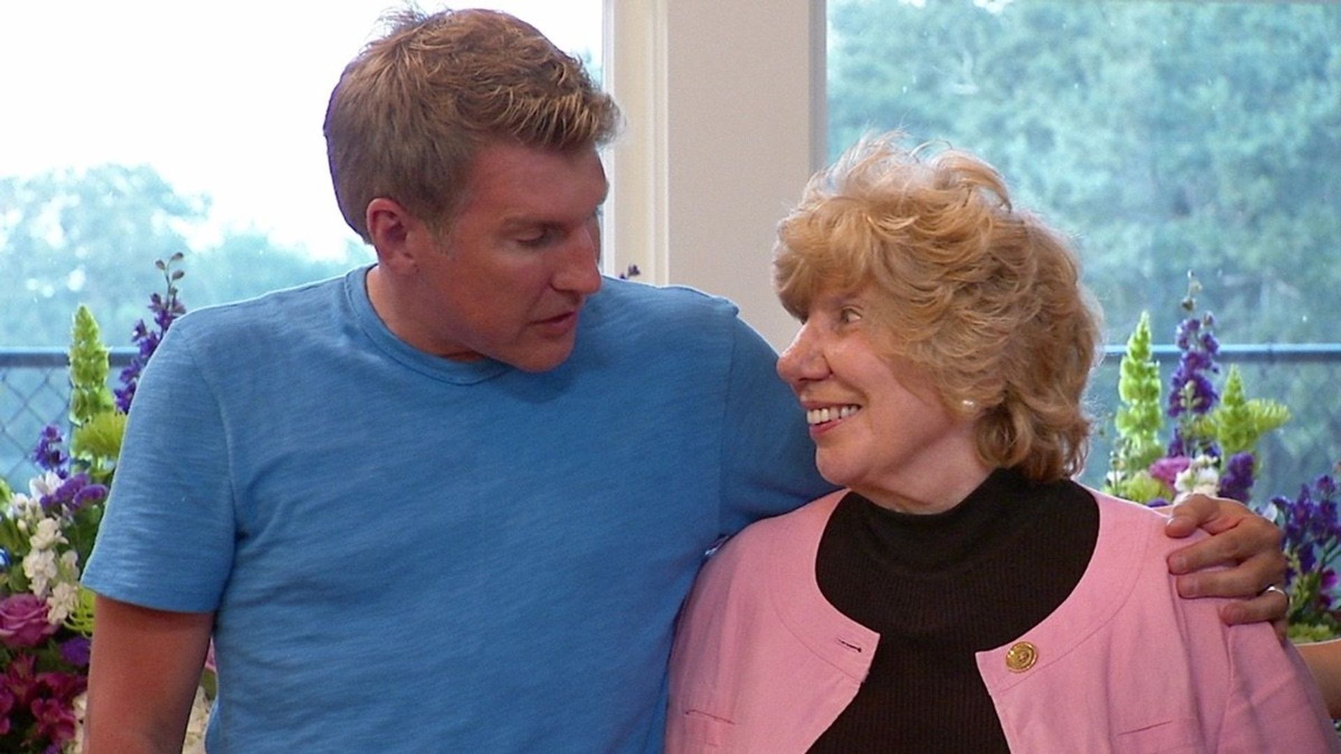 Chrisley Knows Best background