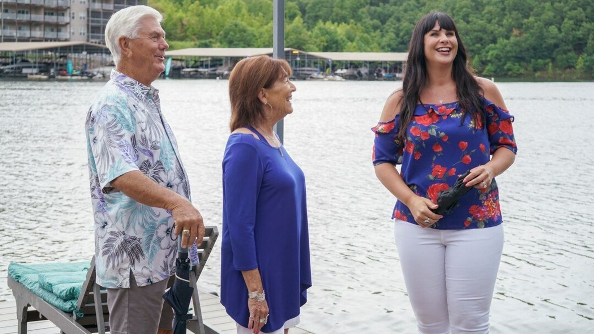 Lakefront Empire background