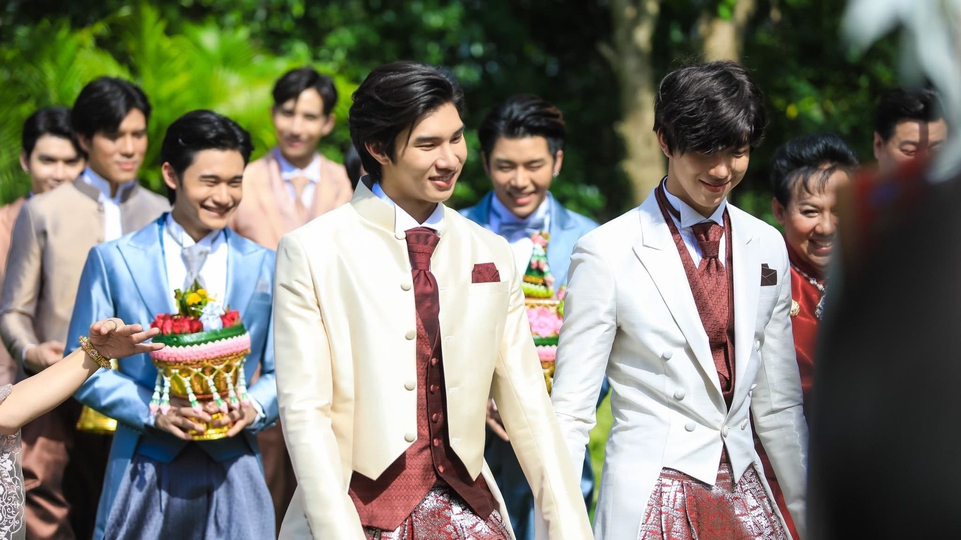 Love Syndrome III background