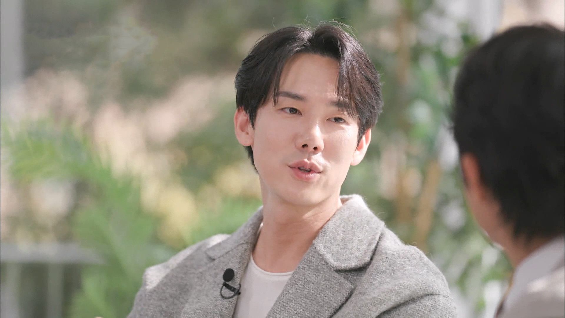 You Quiz on the Block background