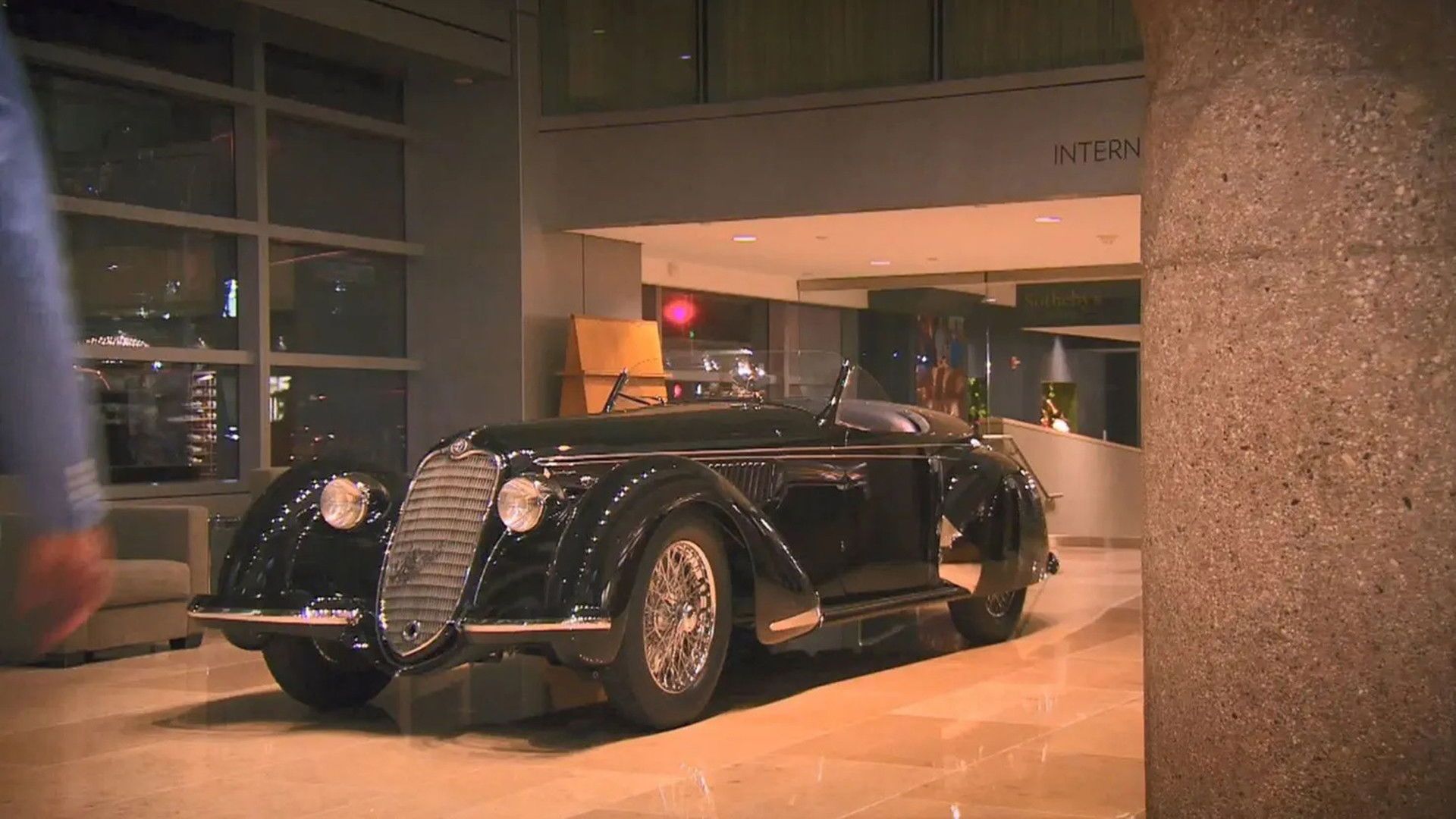 Million Dollar Car Hunters background