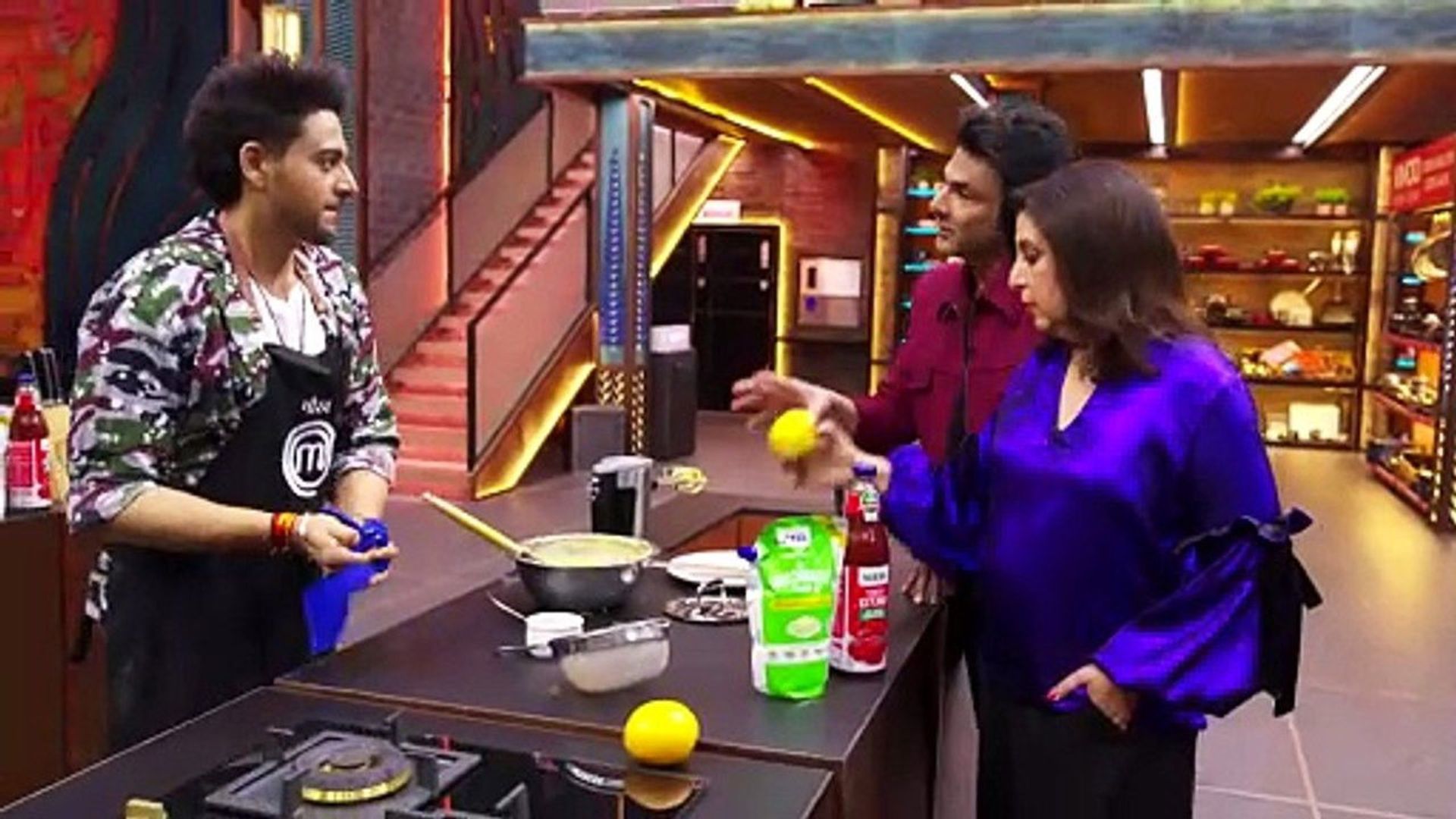 Celebrity MasterChef background