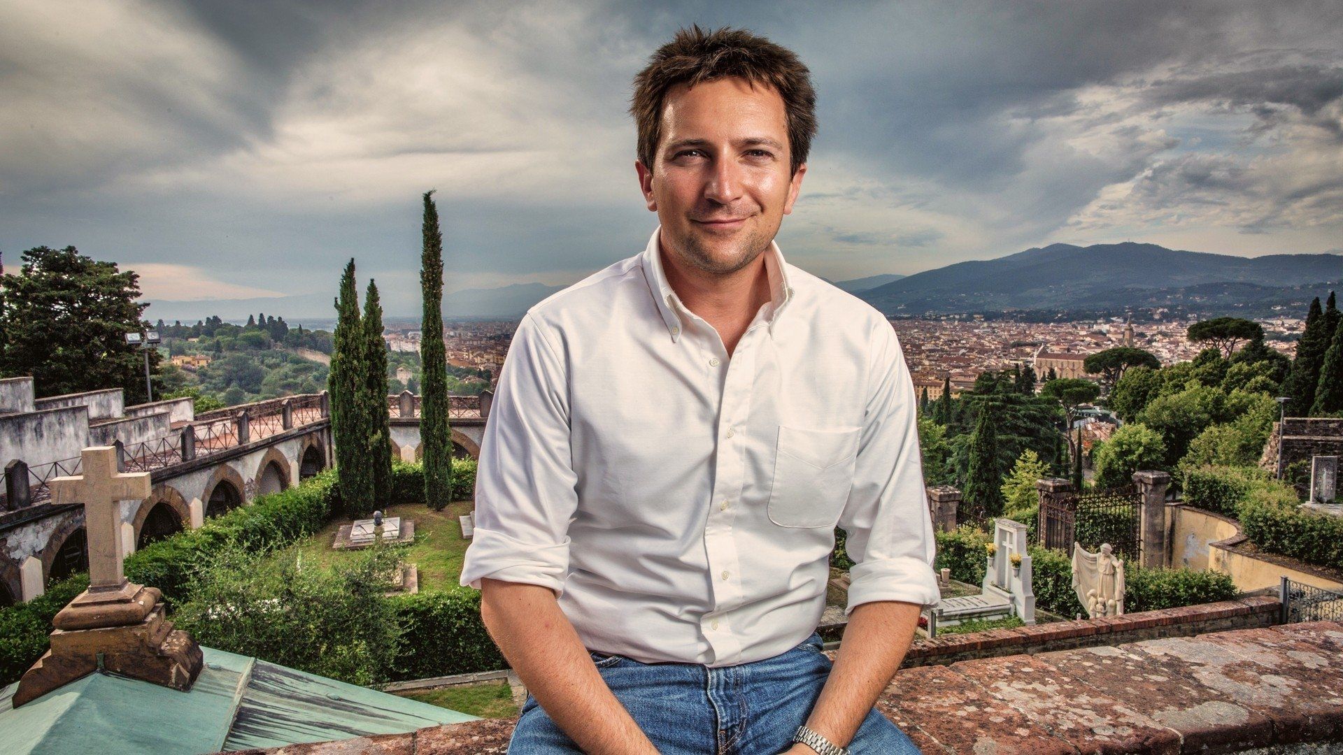 Italy's Invisible Cities background