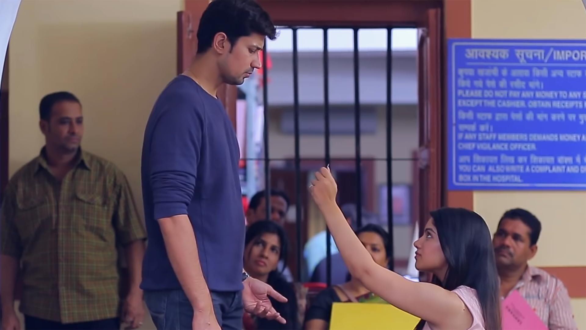 Permanent Roommates background