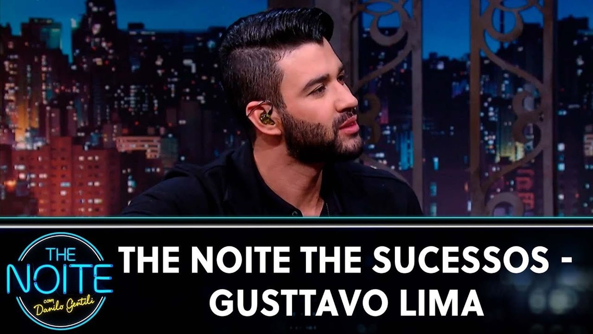 The Noite com Danilo Gentili background