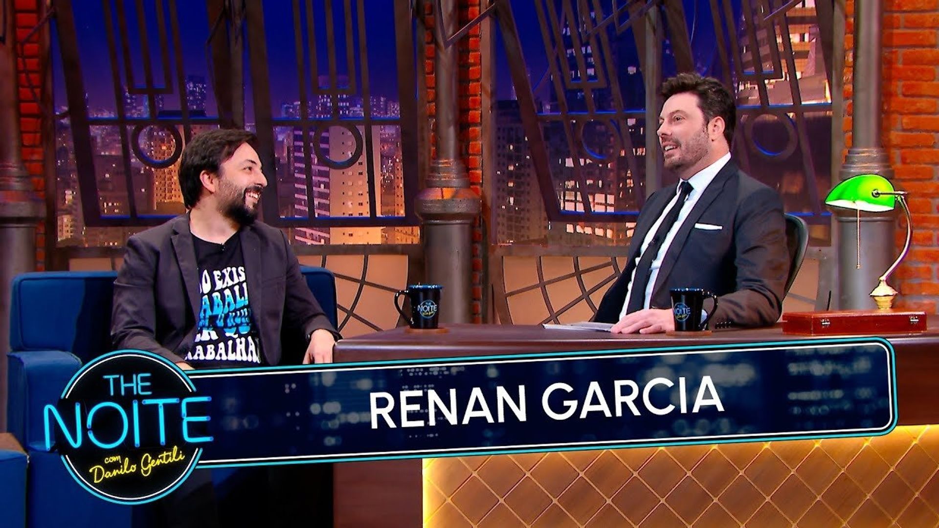 The Noite com Danilo Gentili background