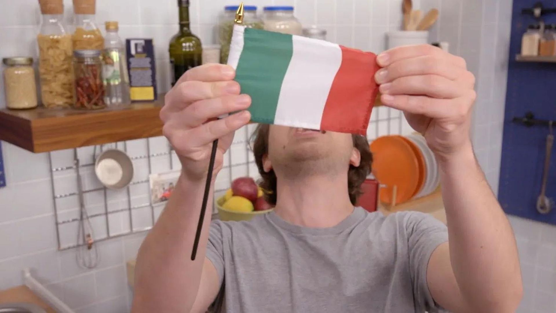 Struggle Meals background