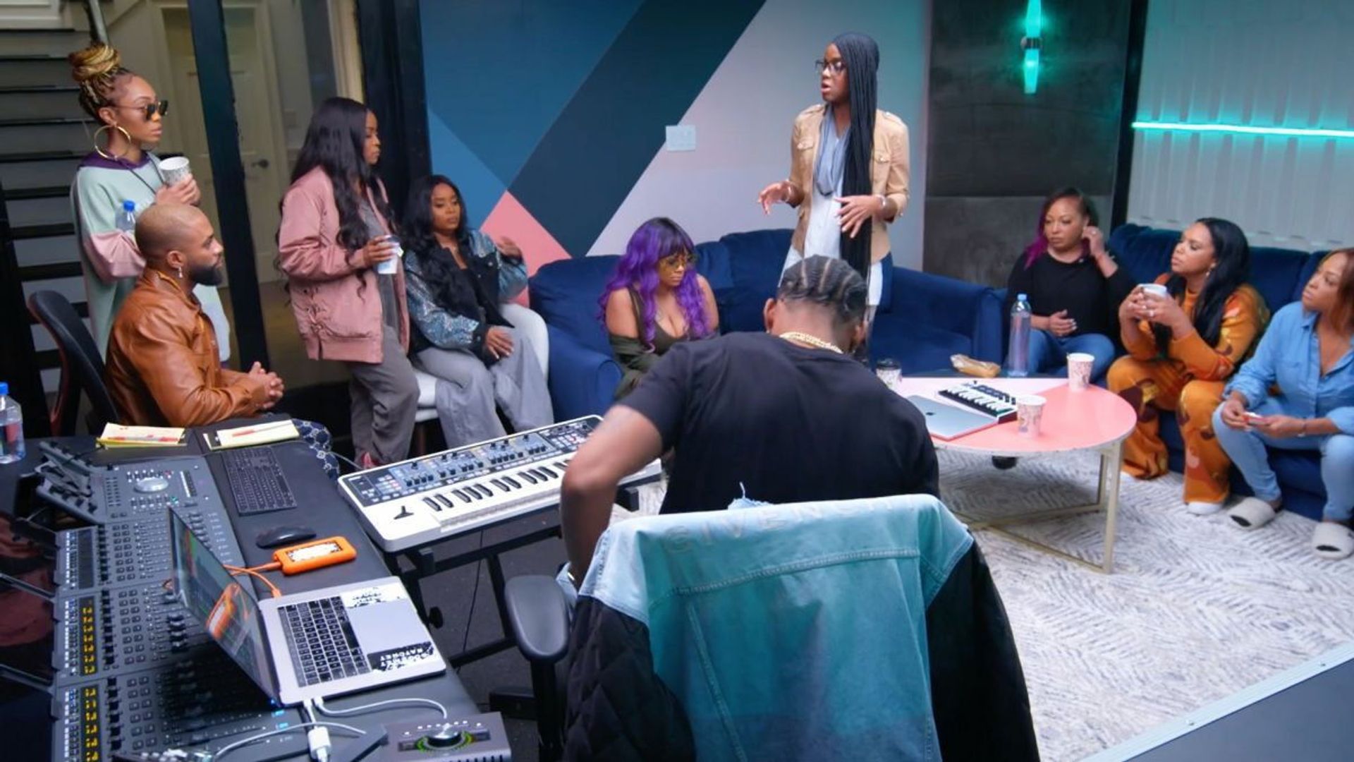 BET Presents: The Encore background