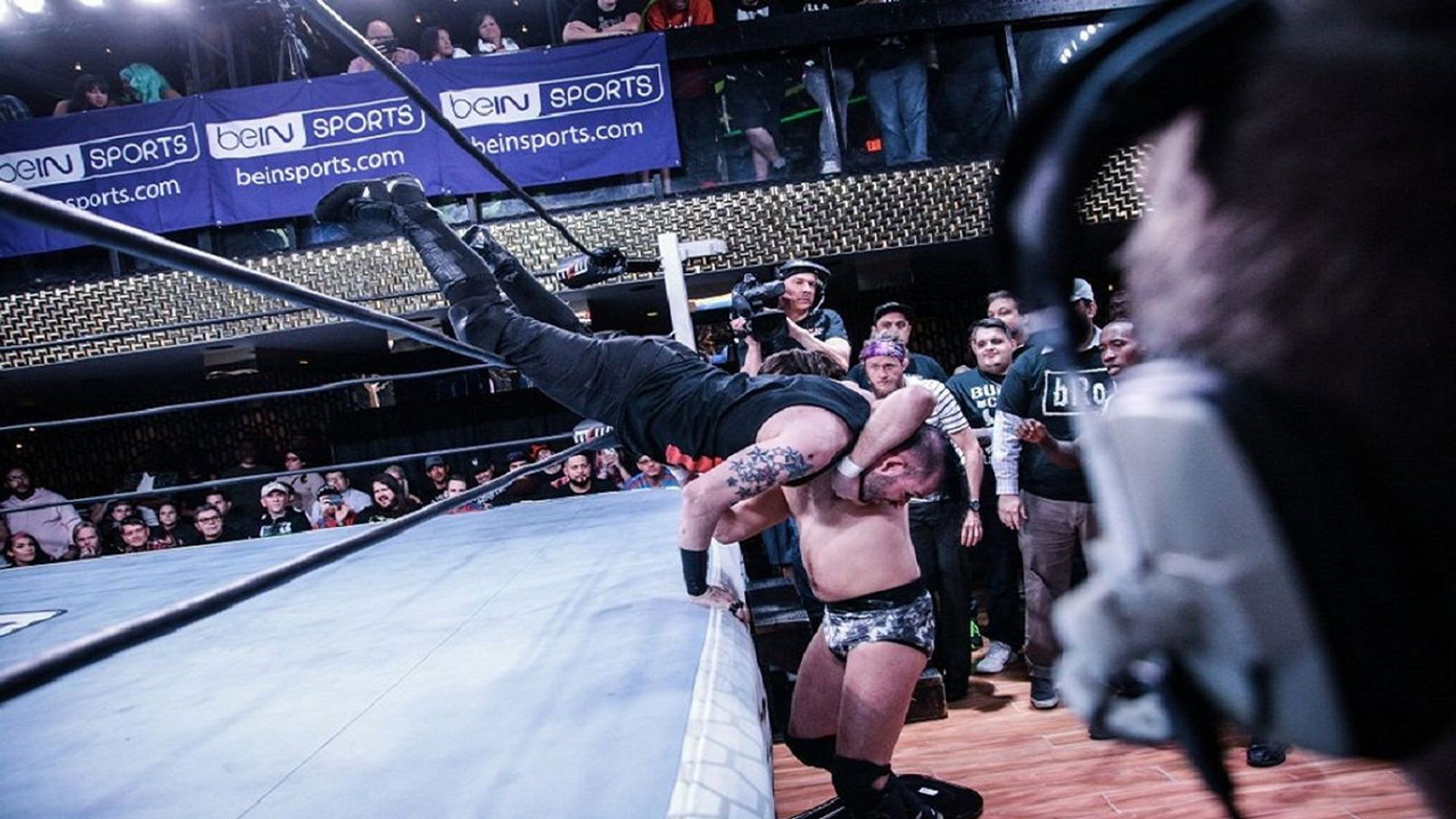 Major League Wrestling: Fusion background