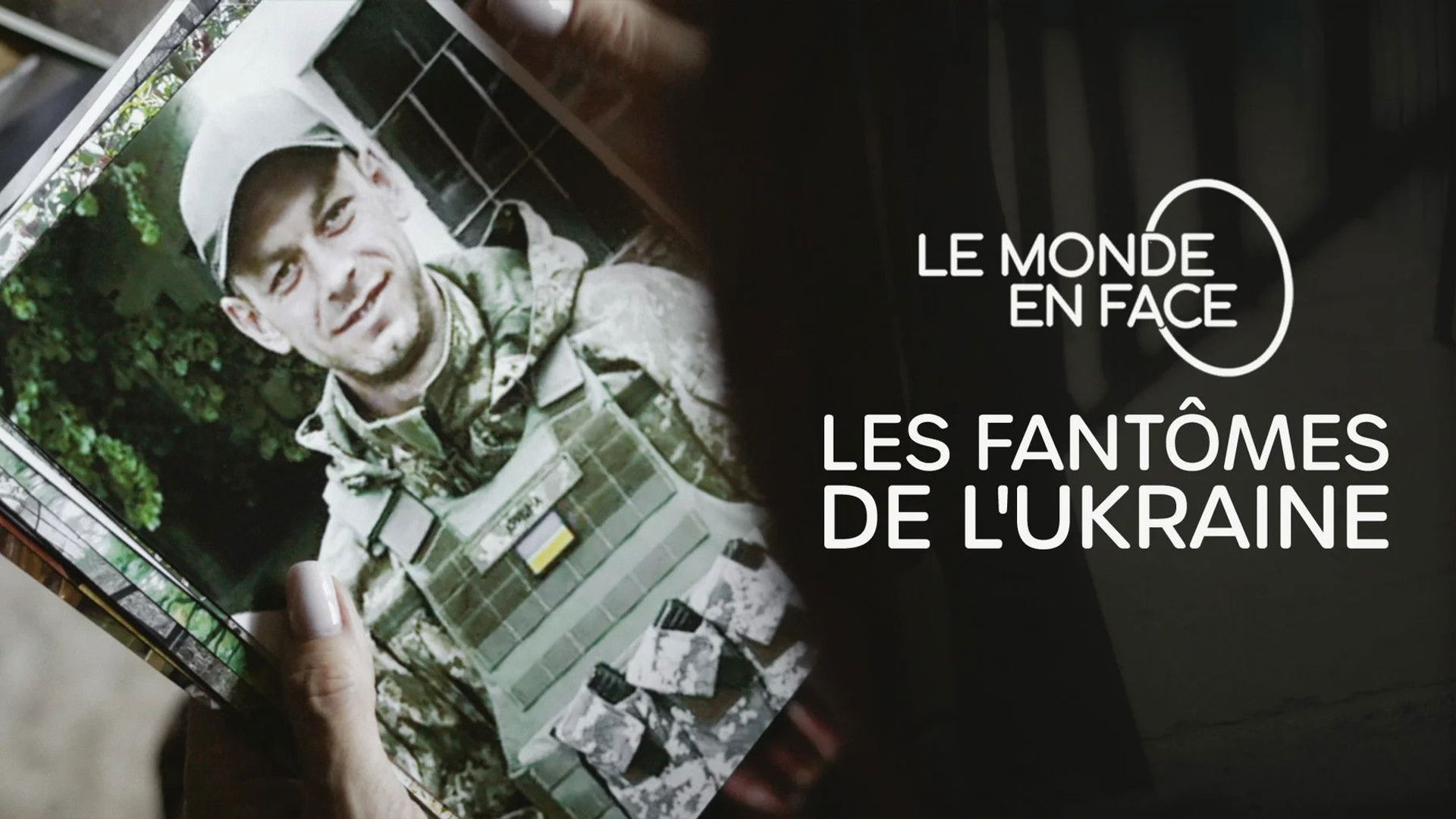 Le monde en face background