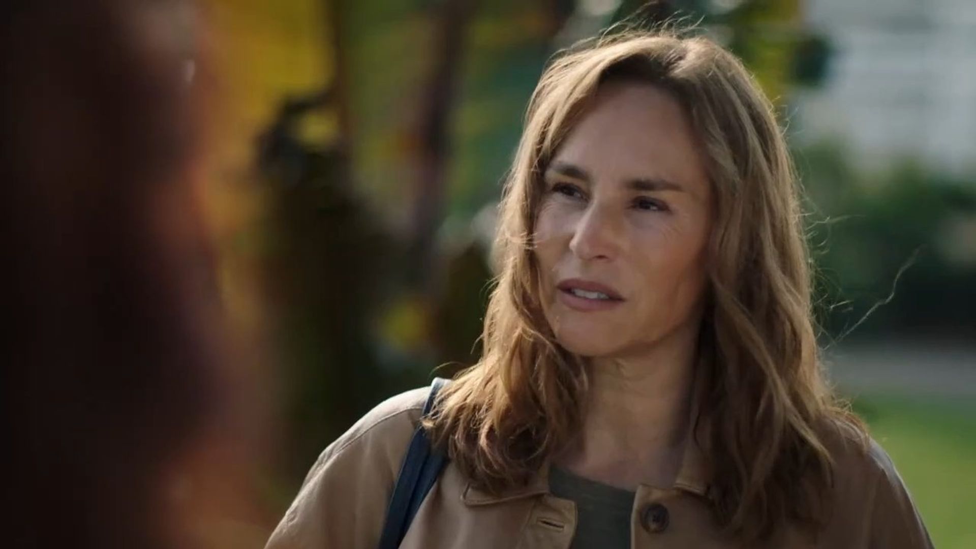 Ici tout commence background