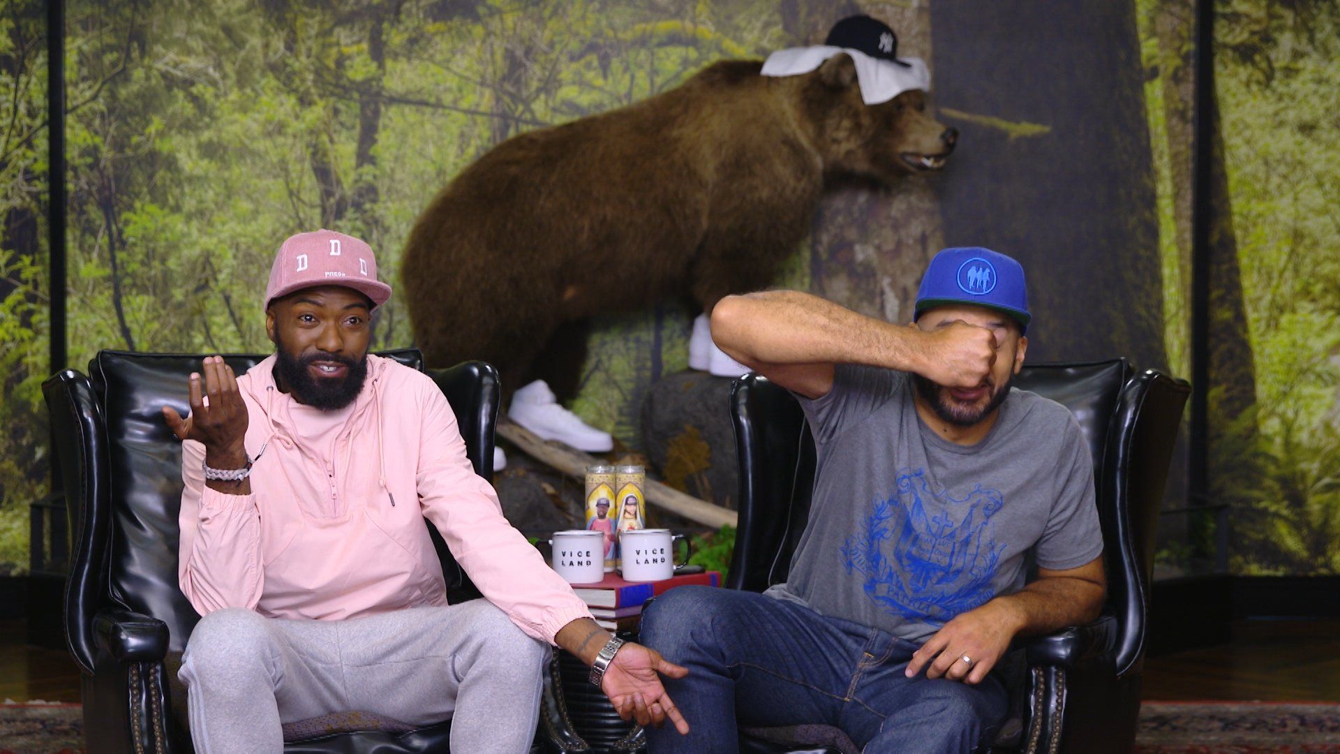 Desus & Mero background