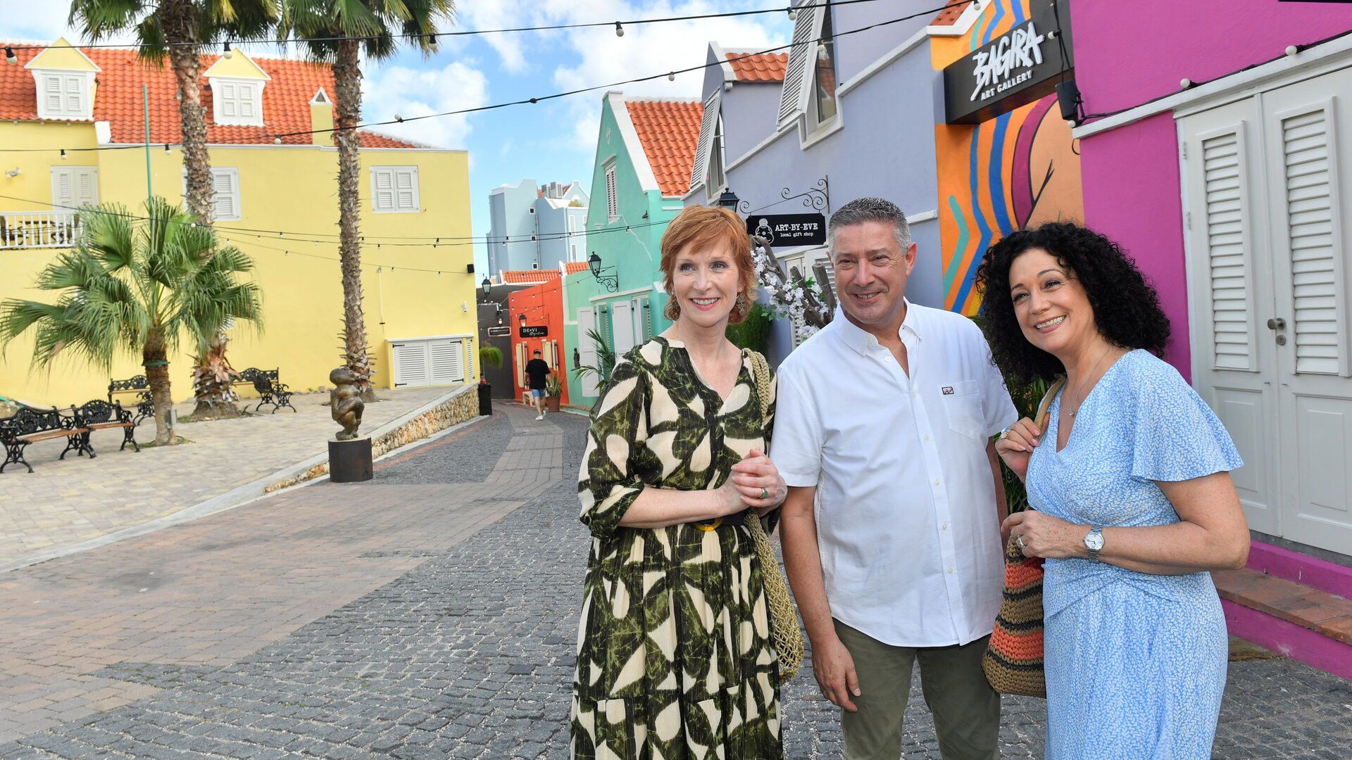 Das Traumschiff background