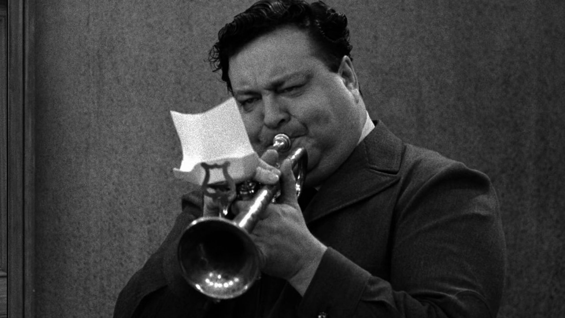 The Honeymooners background