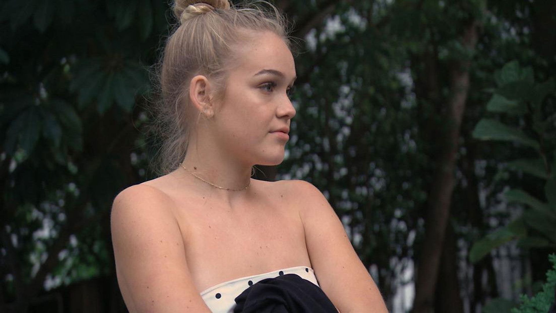 Growing Up Supermodel background