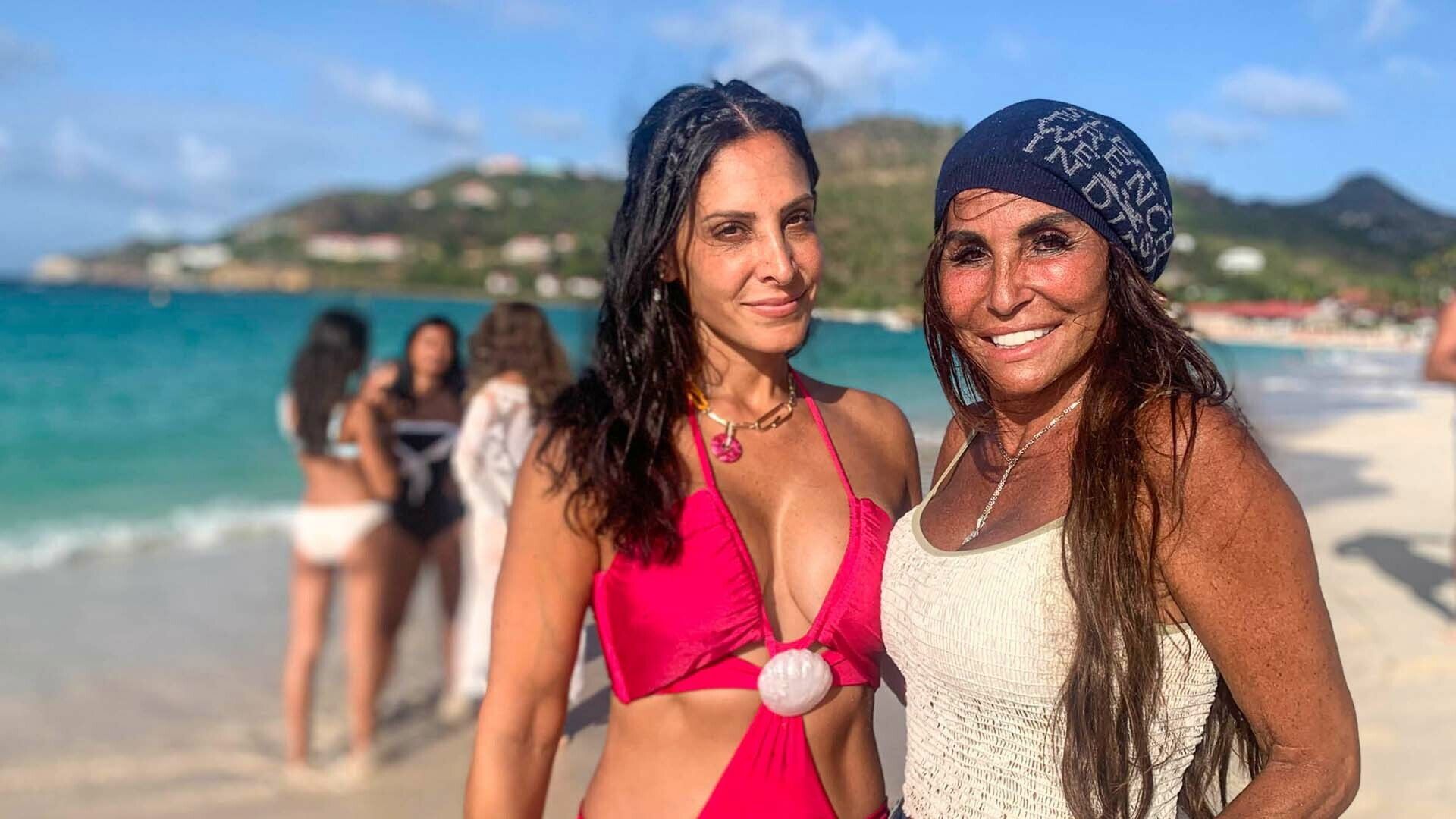 Playgrounds of the Rich and Famous background