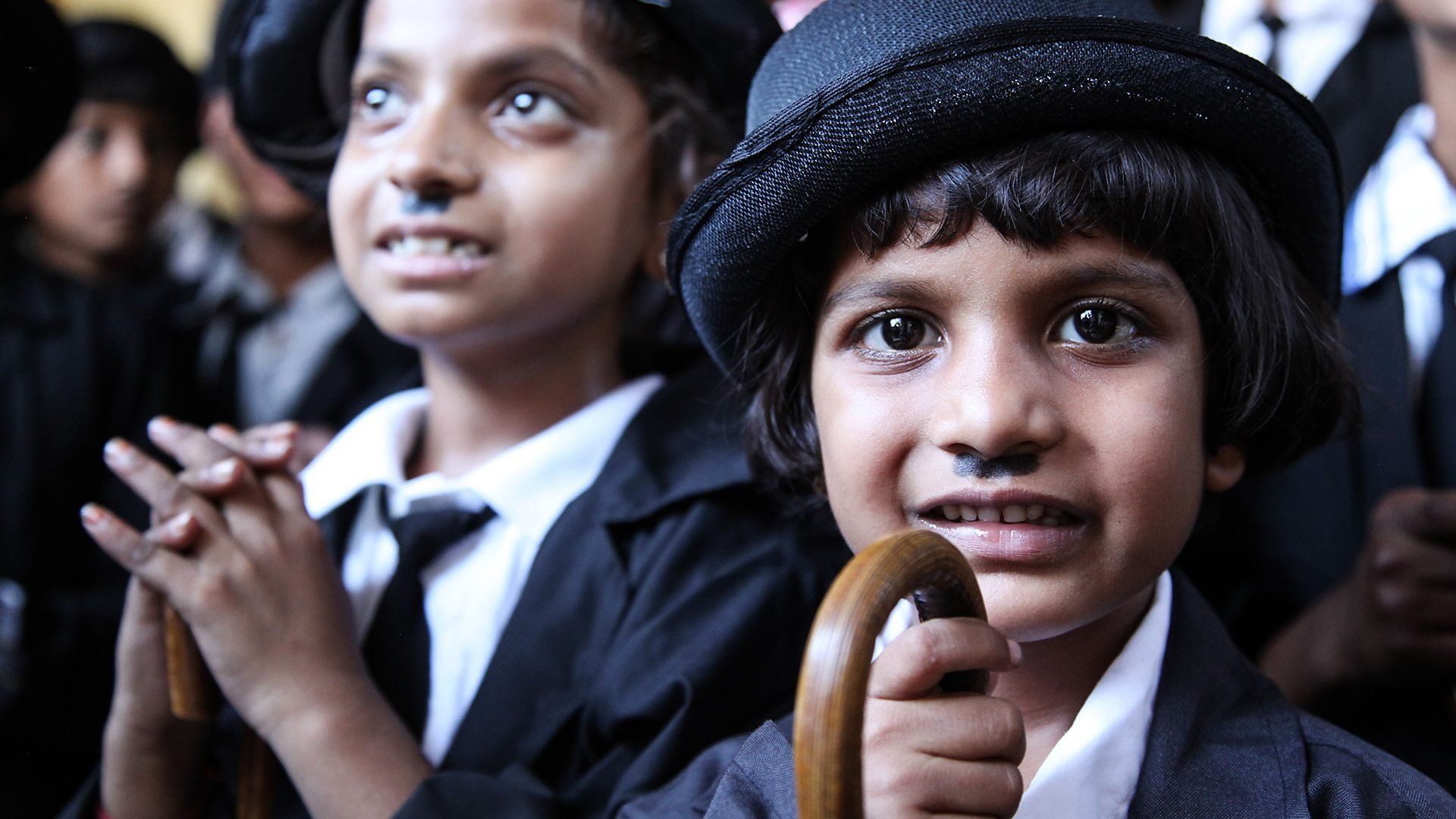 Dangerous Borders; A Journey across India & Pakistan background