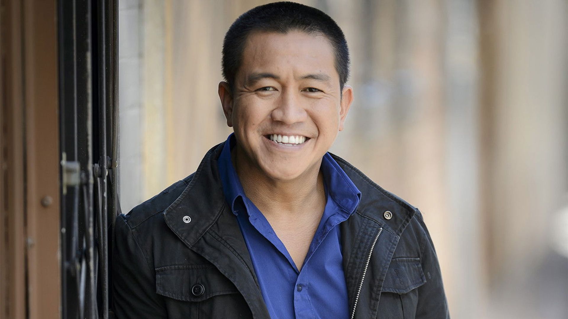 Anh's Brush with Fame background