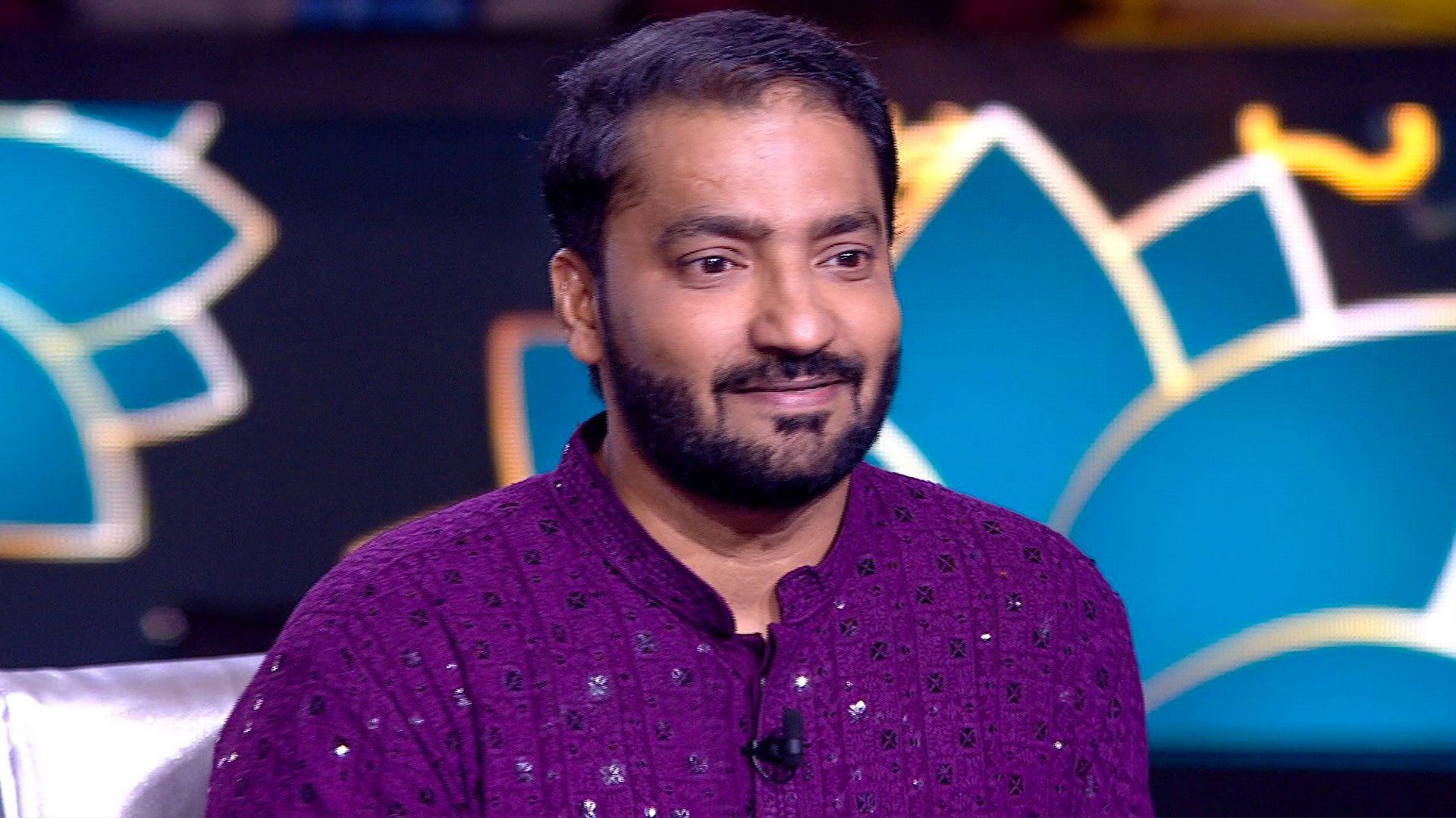 Kaun Banega Crorepati? background