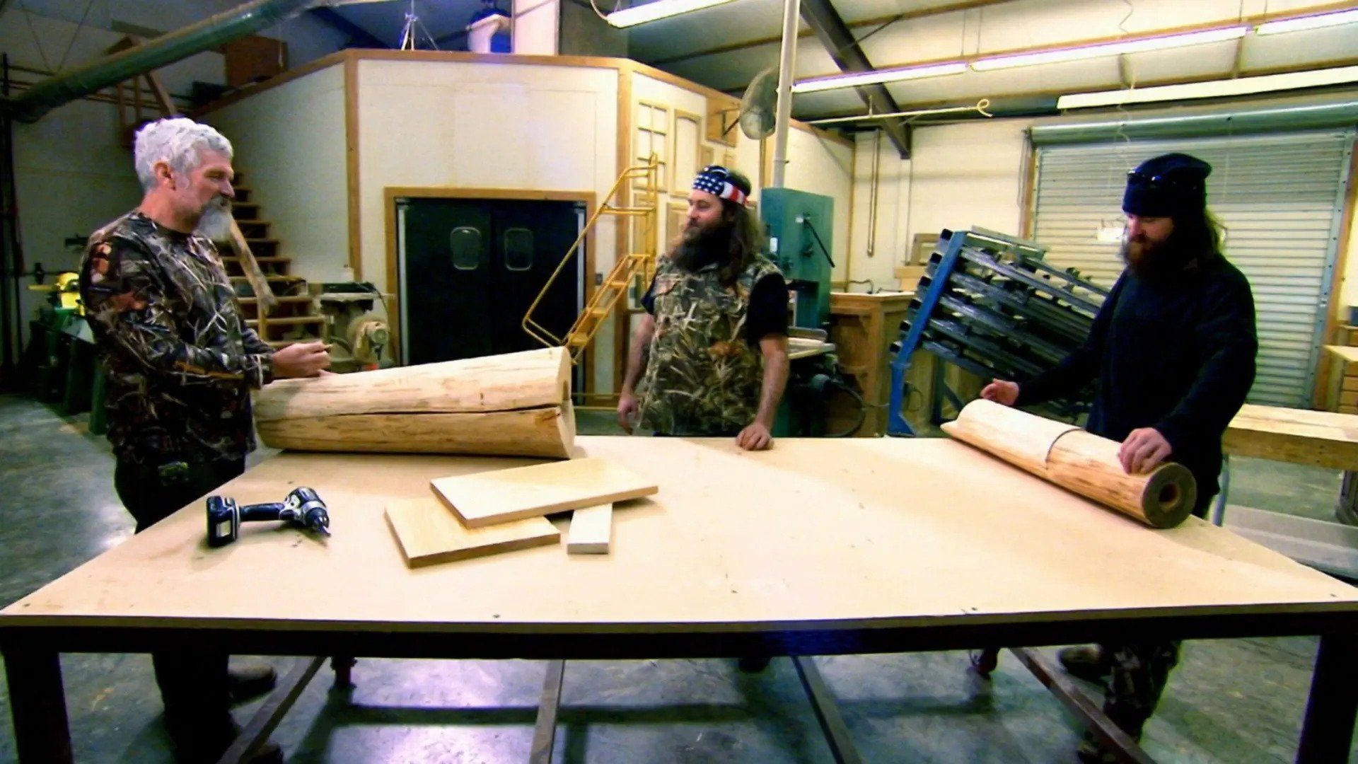 Duck Dynasty background
