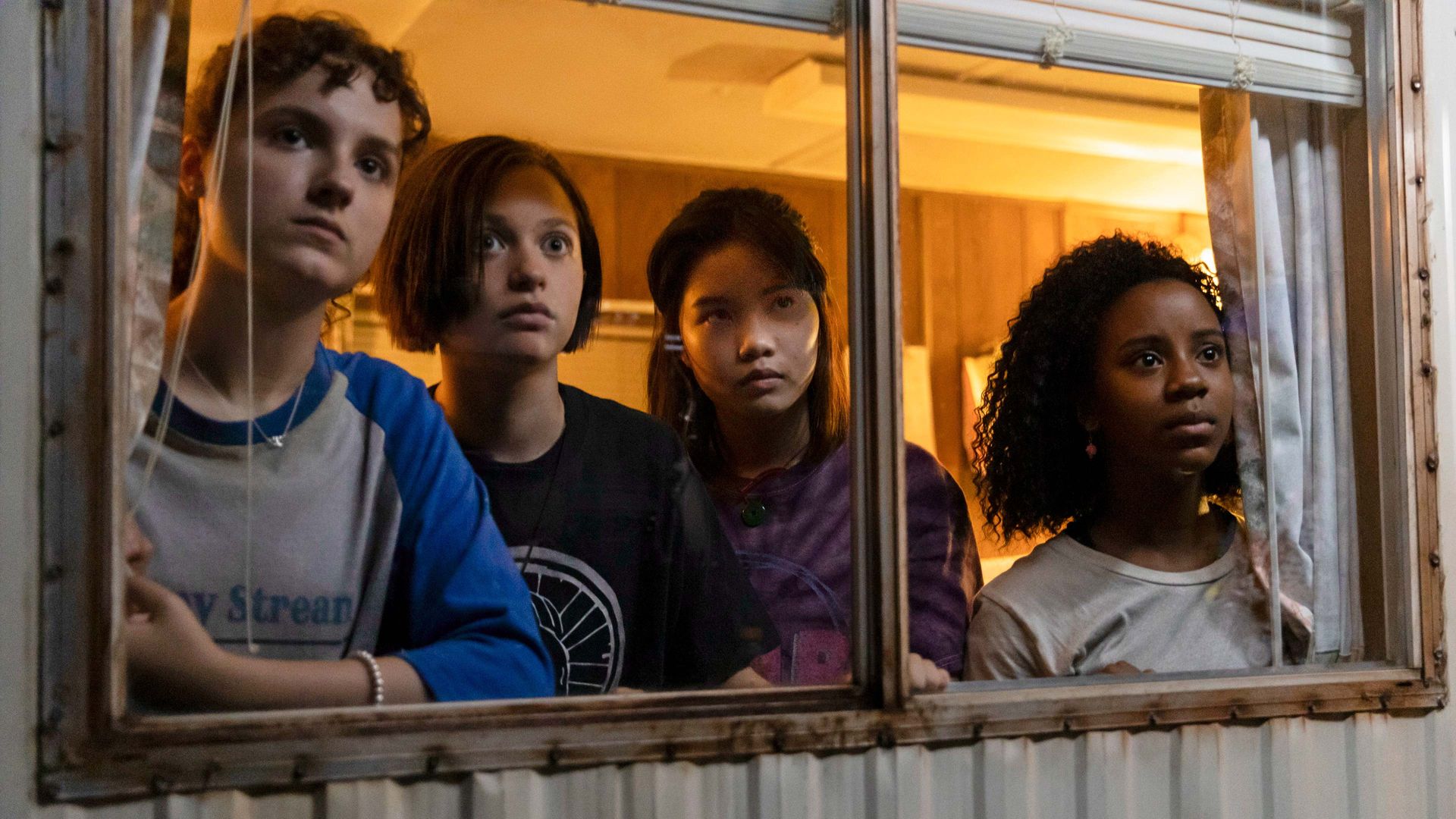 Paper Girls background