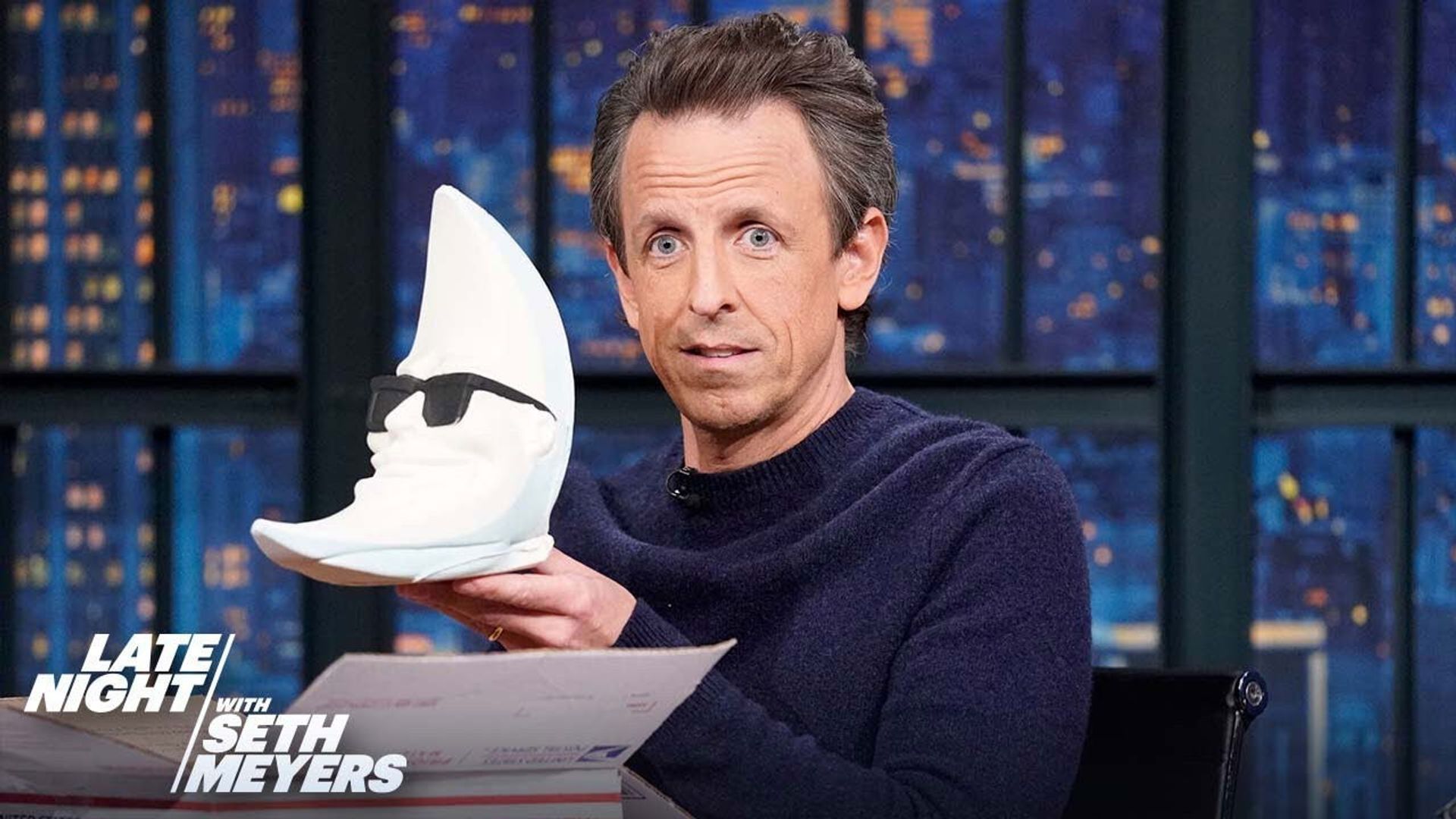 Late Night with Seth Meyers: Corrections" background