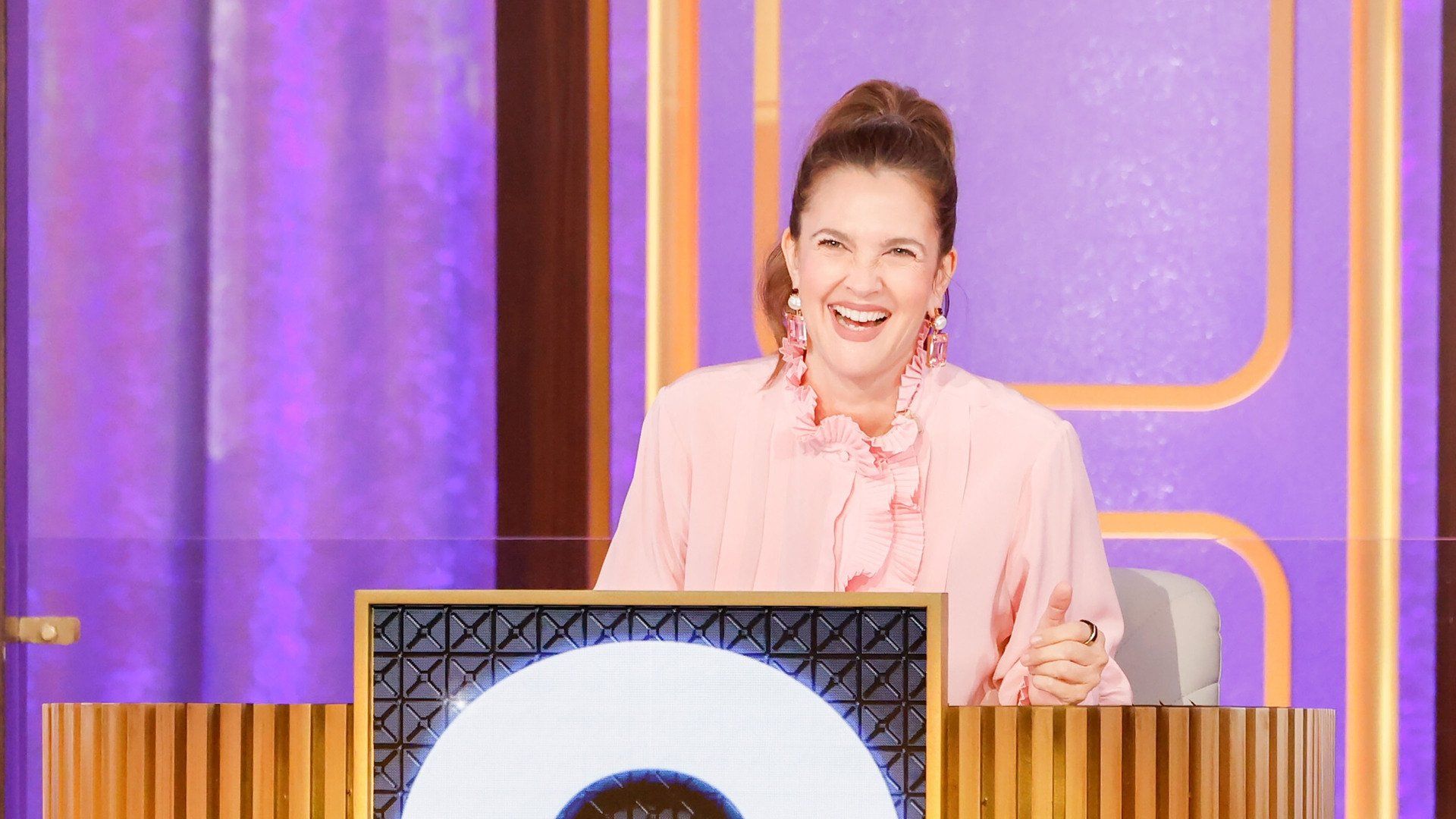 Hollywood Squares background