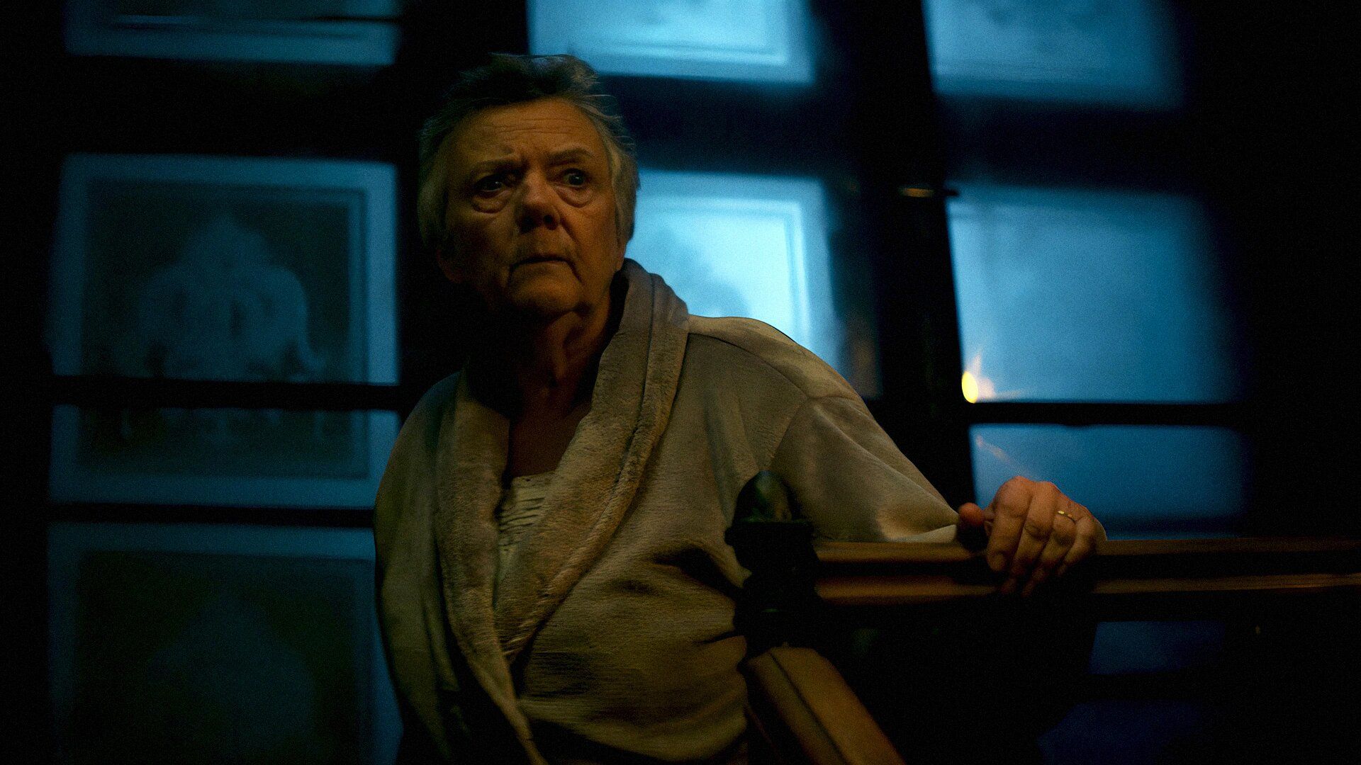 John Carpenter's Suburban Screams background