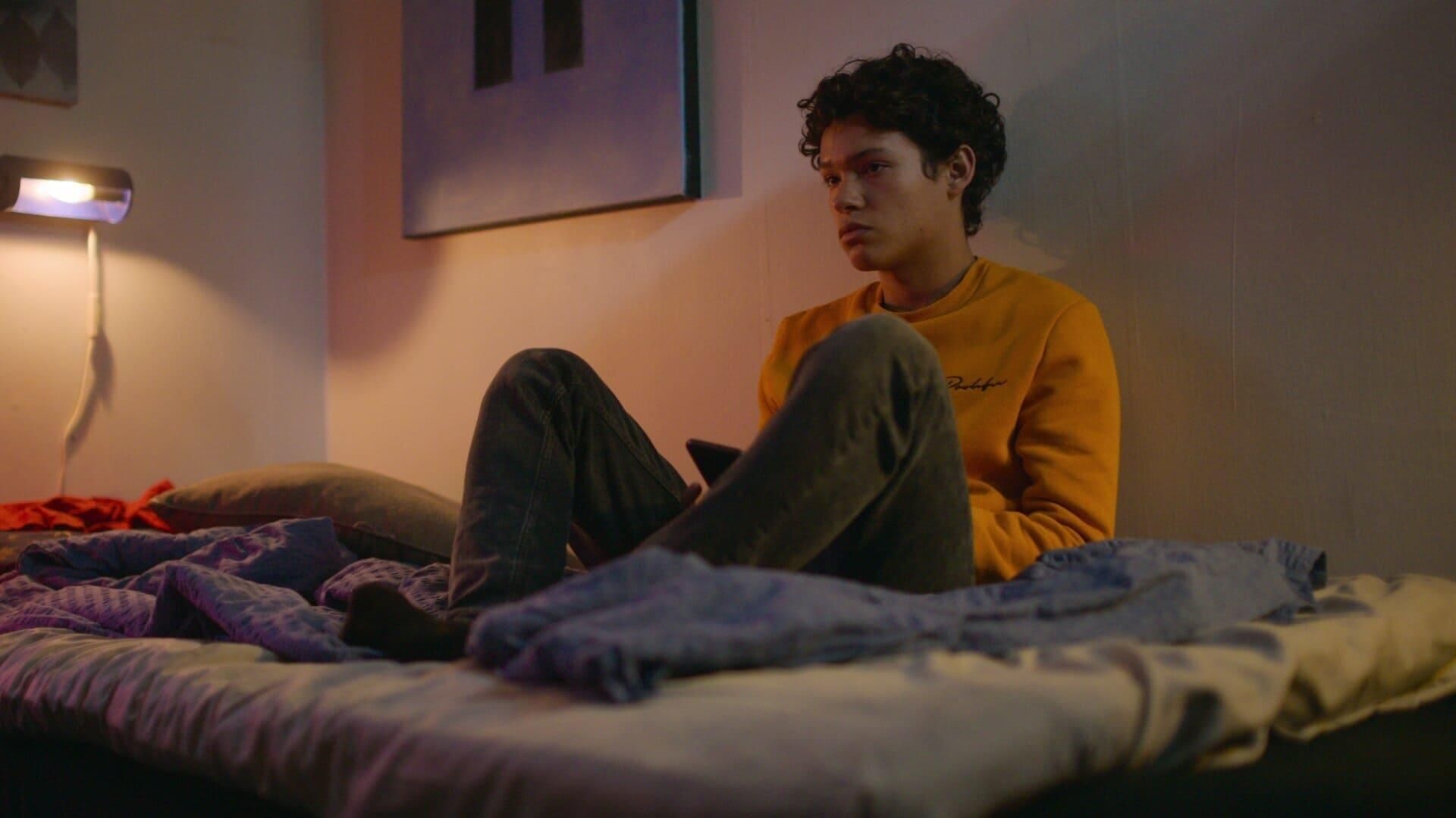 Young Royals background