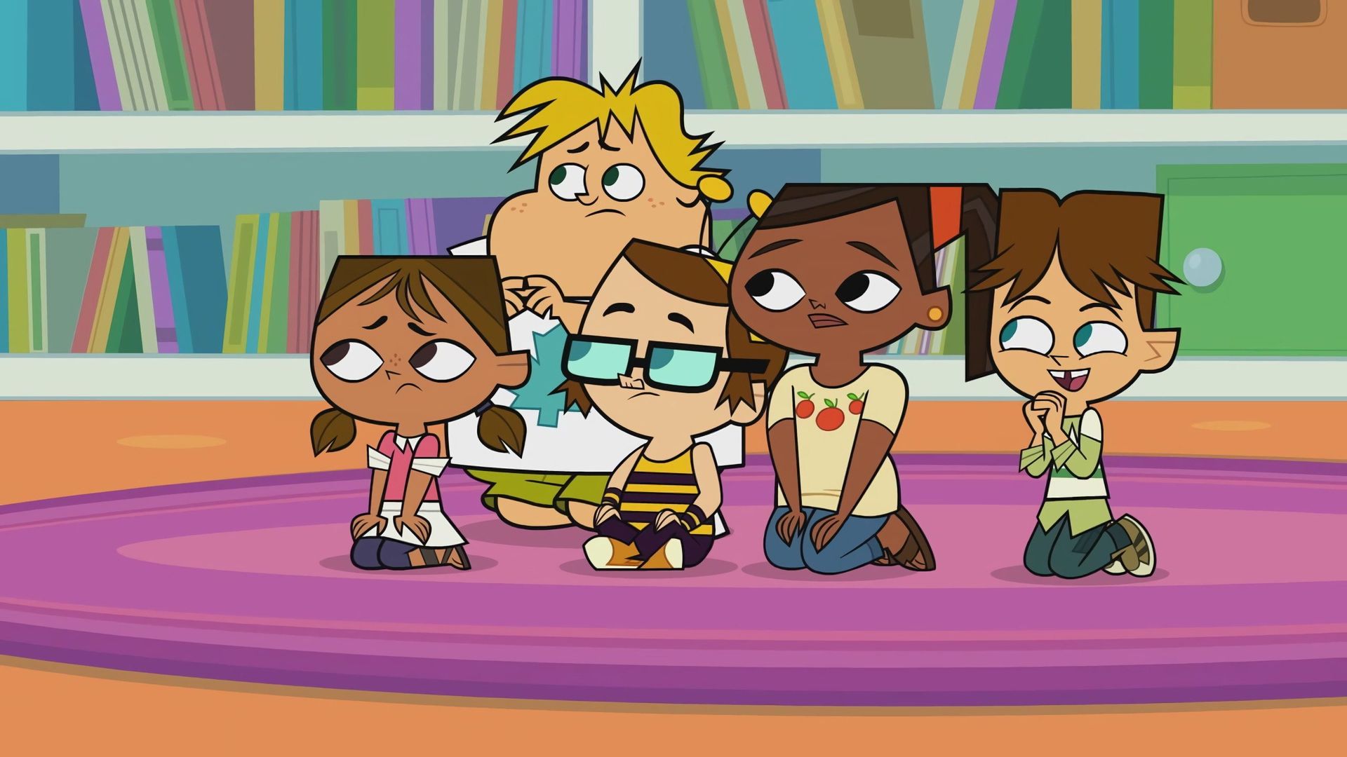 Total DramaRama background