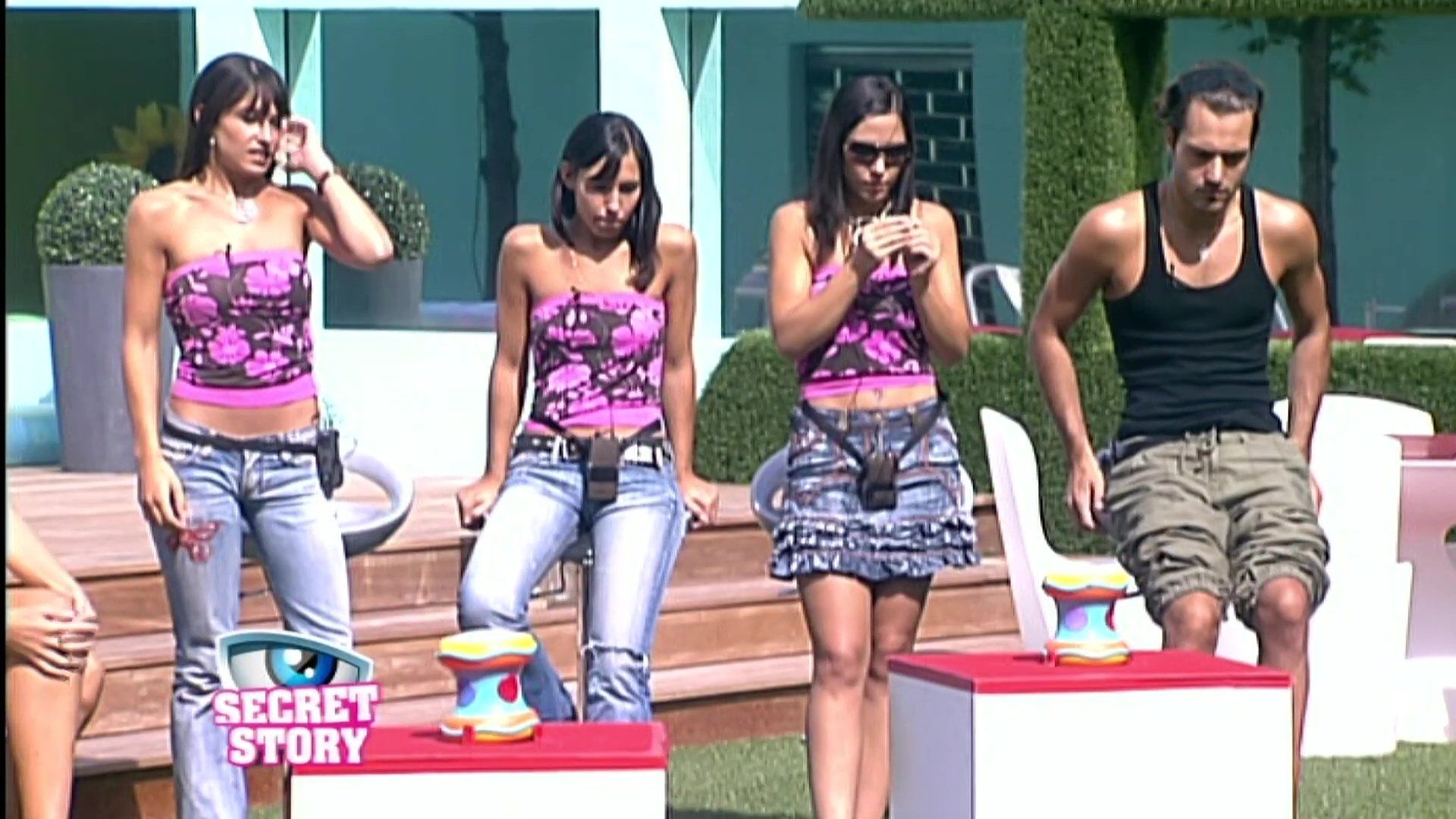 Secret Story background