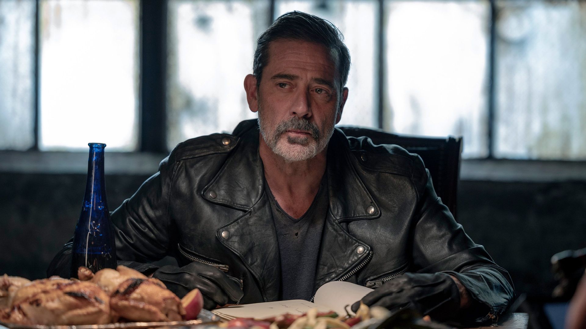 The Walking Dead: Dead City background