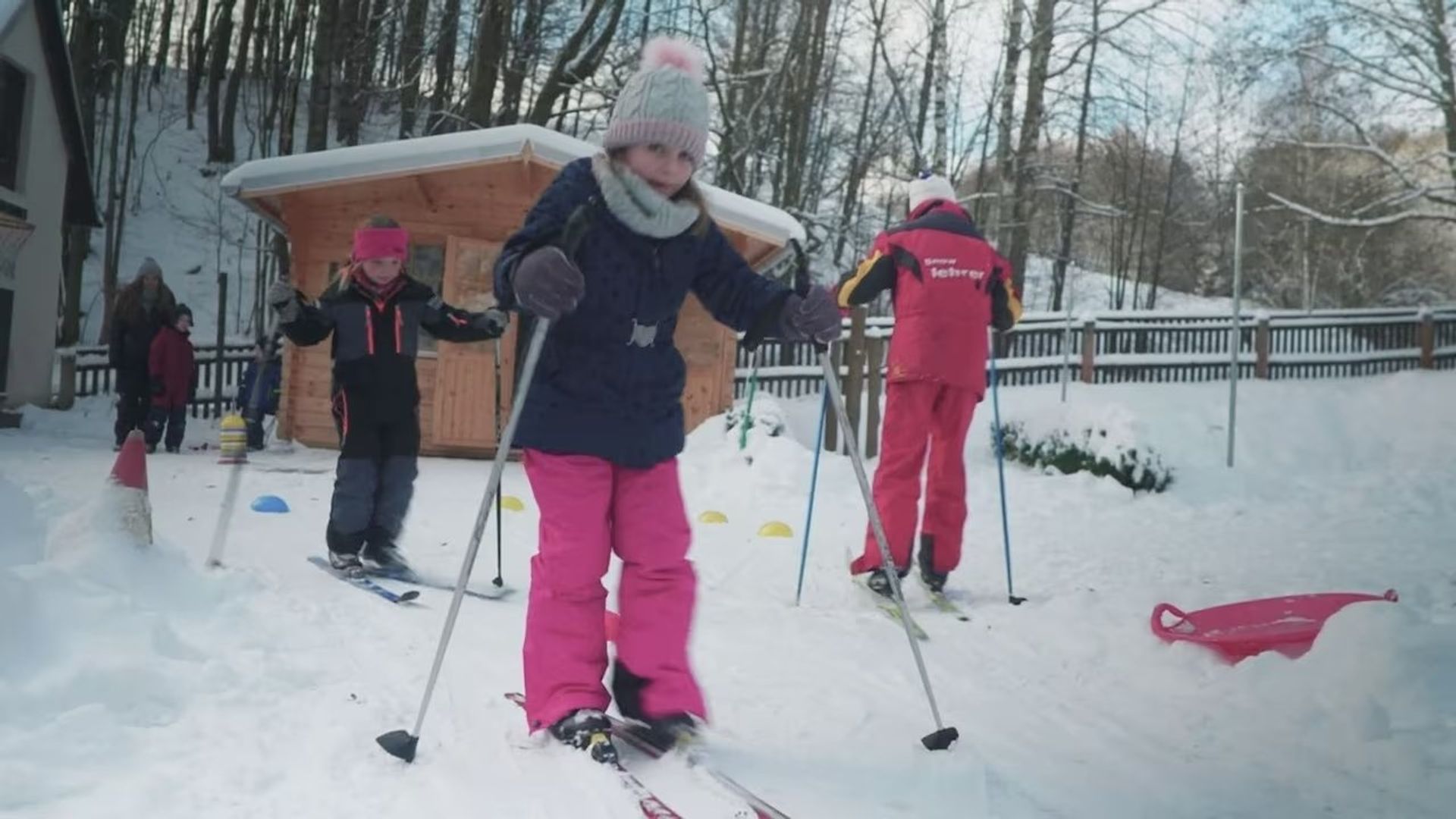 Die Sendung mit dem Elefanten background