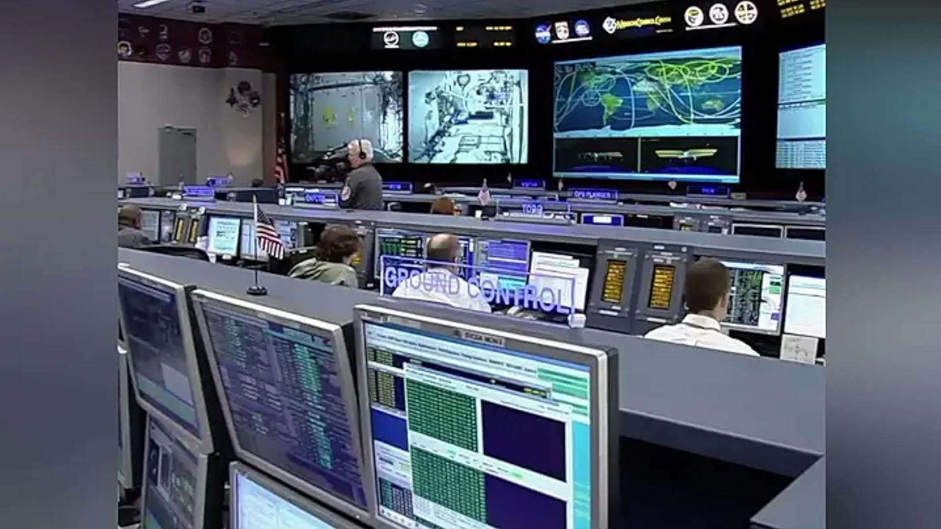 Secret Space Escapes background