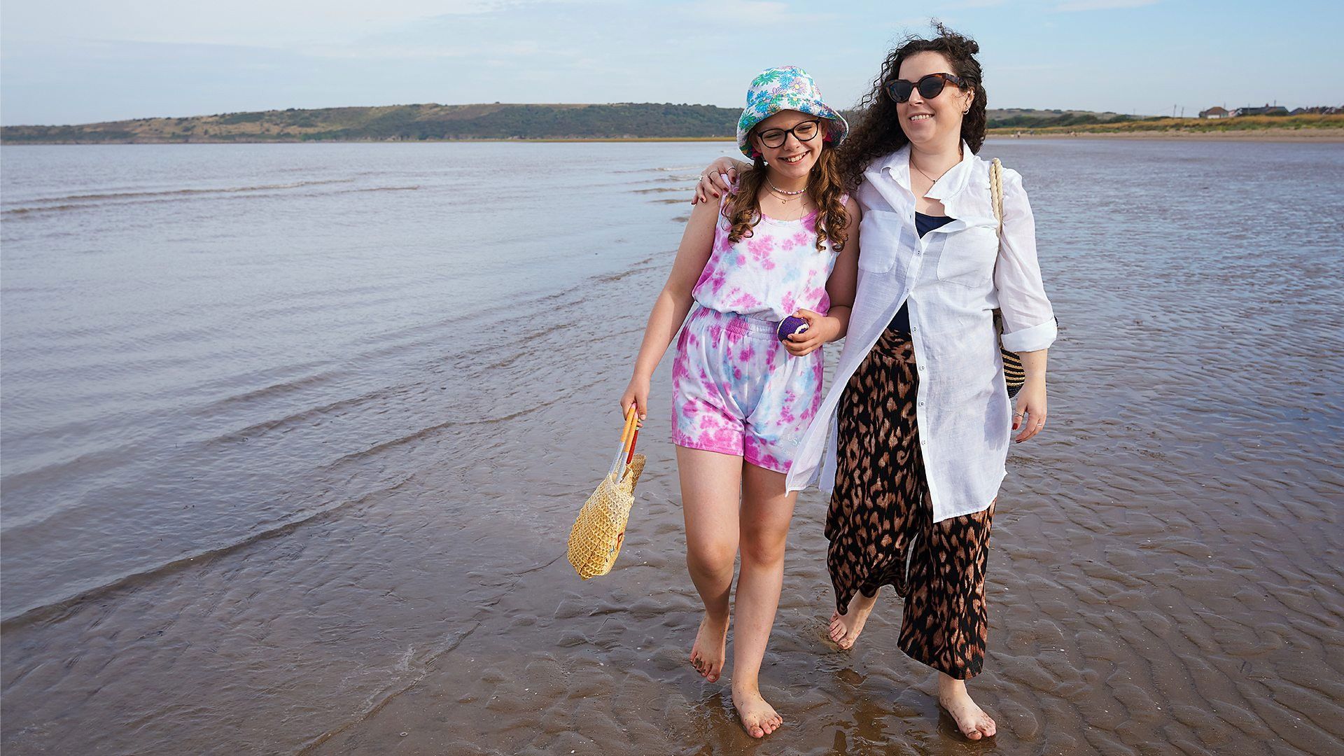 The Beaker Girls background