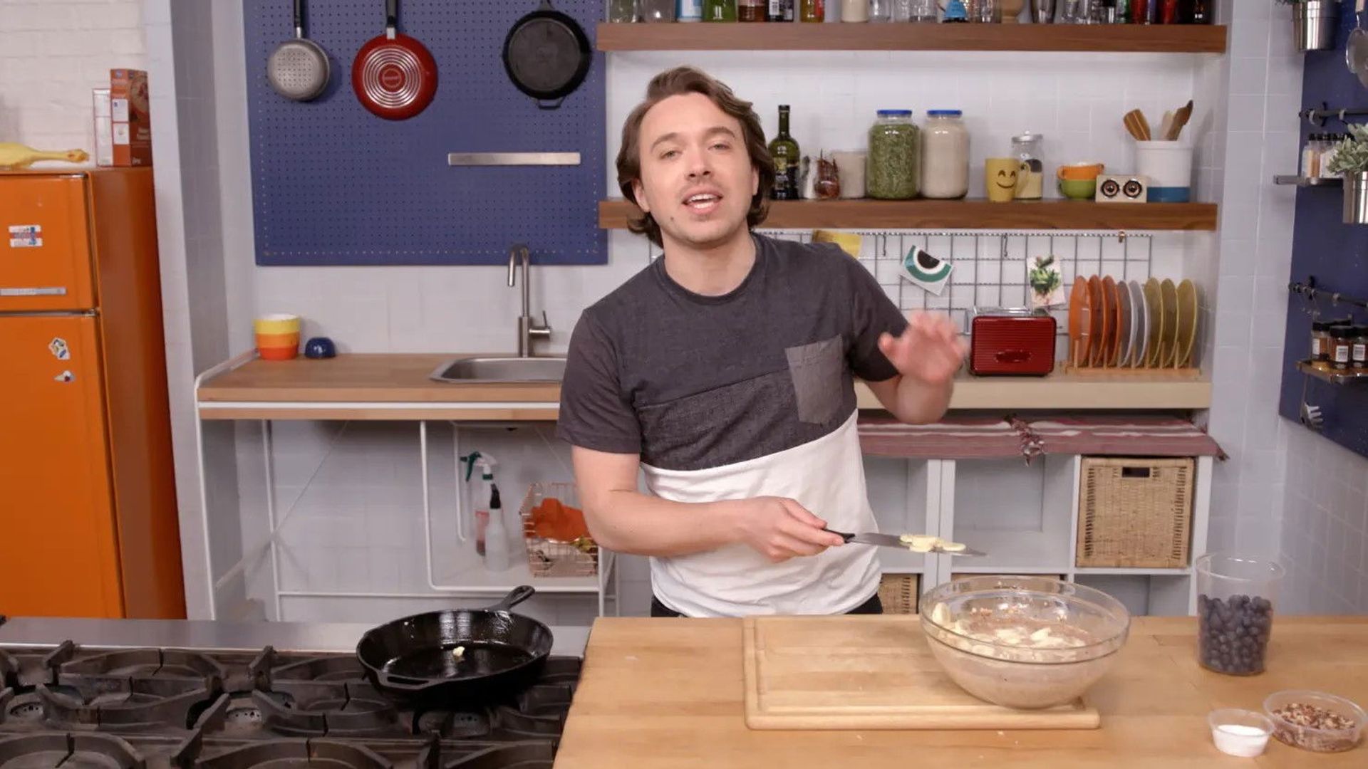 Struggle Meals background