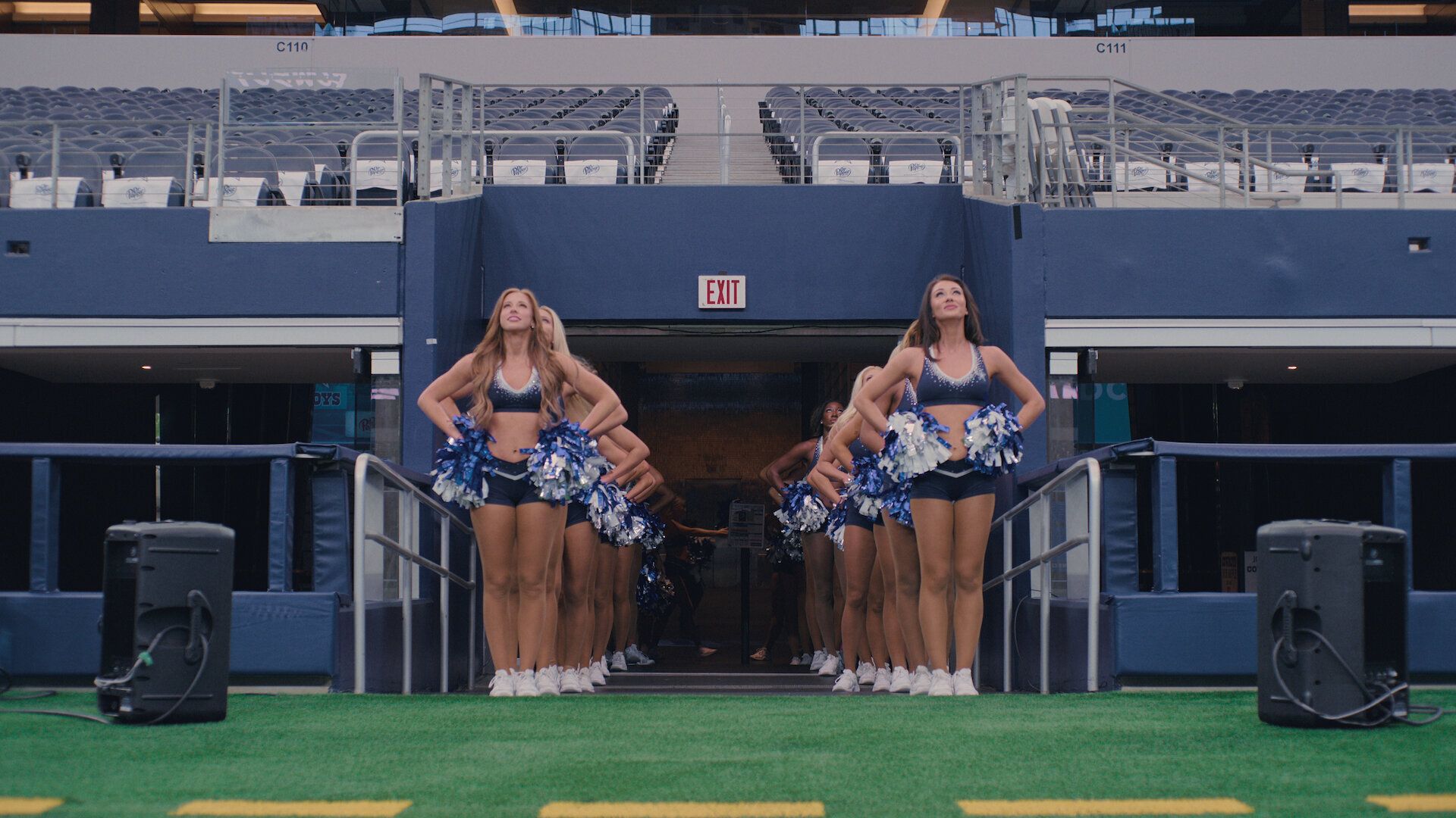 America's Sweethearts: Dallas Cowboys Cheerleaders background