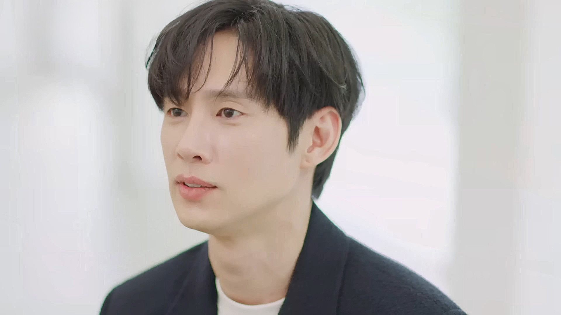 You Quiz on the Block background