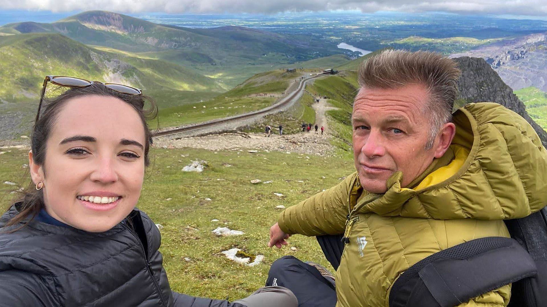Chris and Meg's Wild Summer background