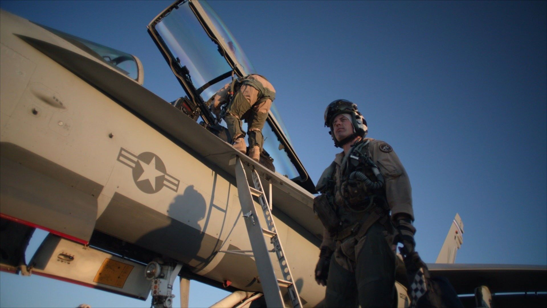 Top Combat Pilot background