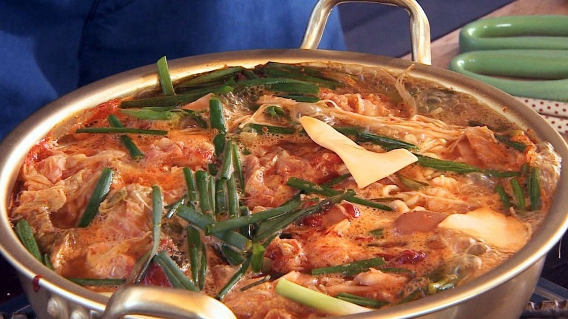John Torode's Korean Food Tour background