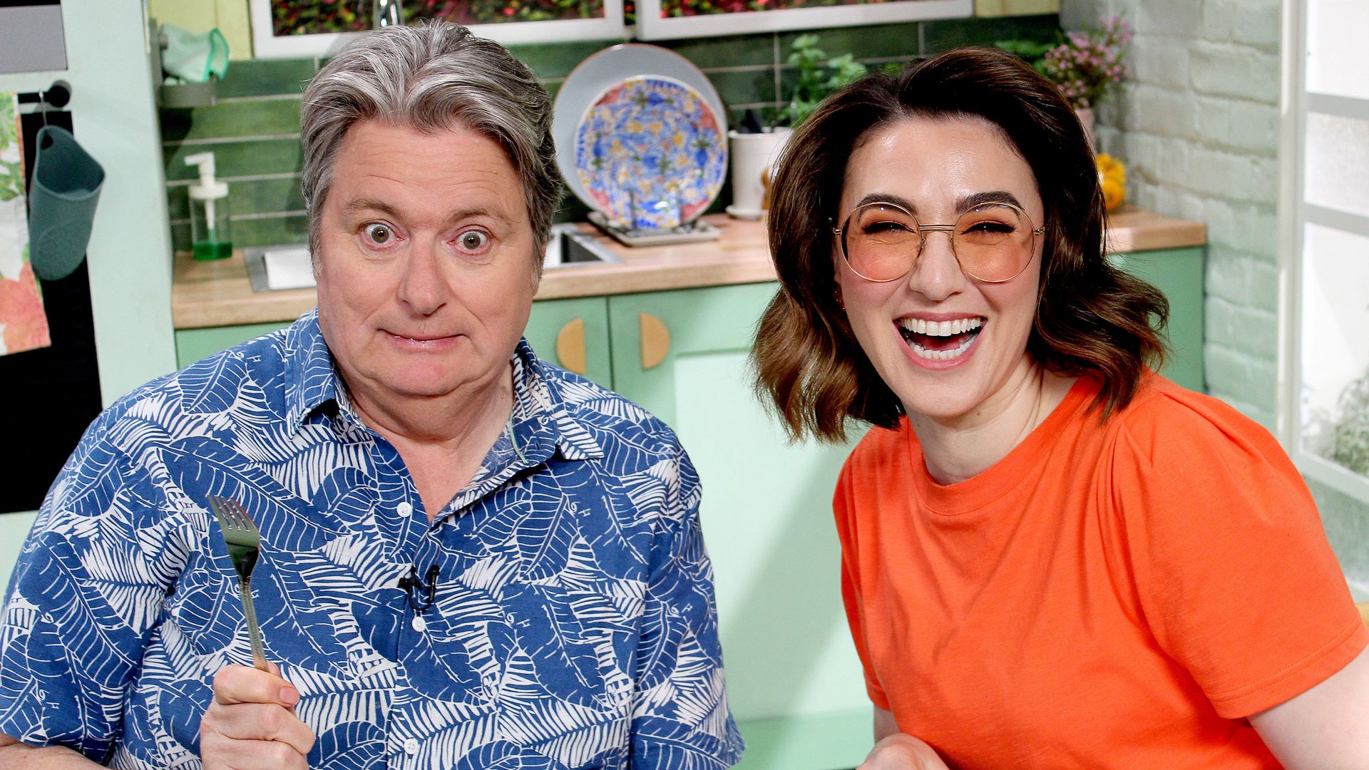 A Bite to Eat with Alice background